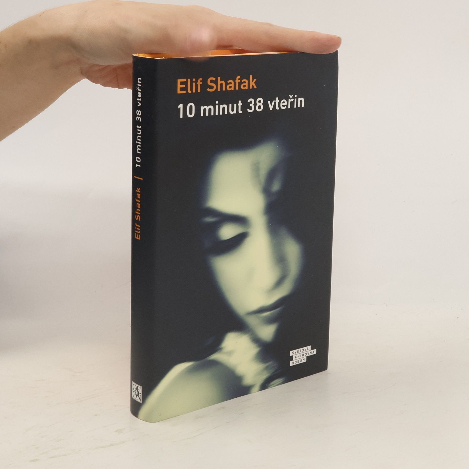 Elif Shafak 10 minut 38 vteřin