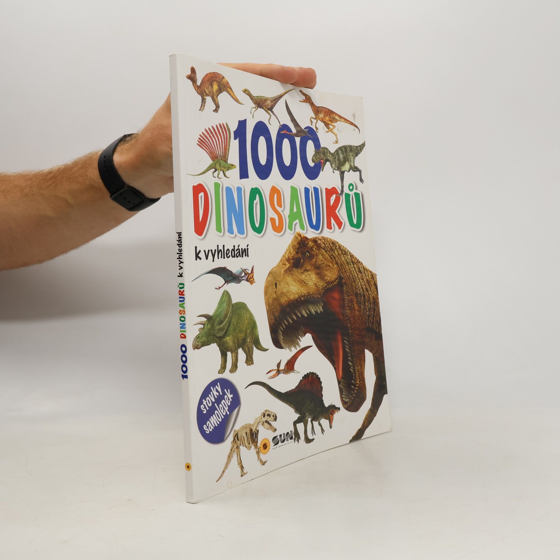 kolektiv 1000 dinosaurů se samolepkami