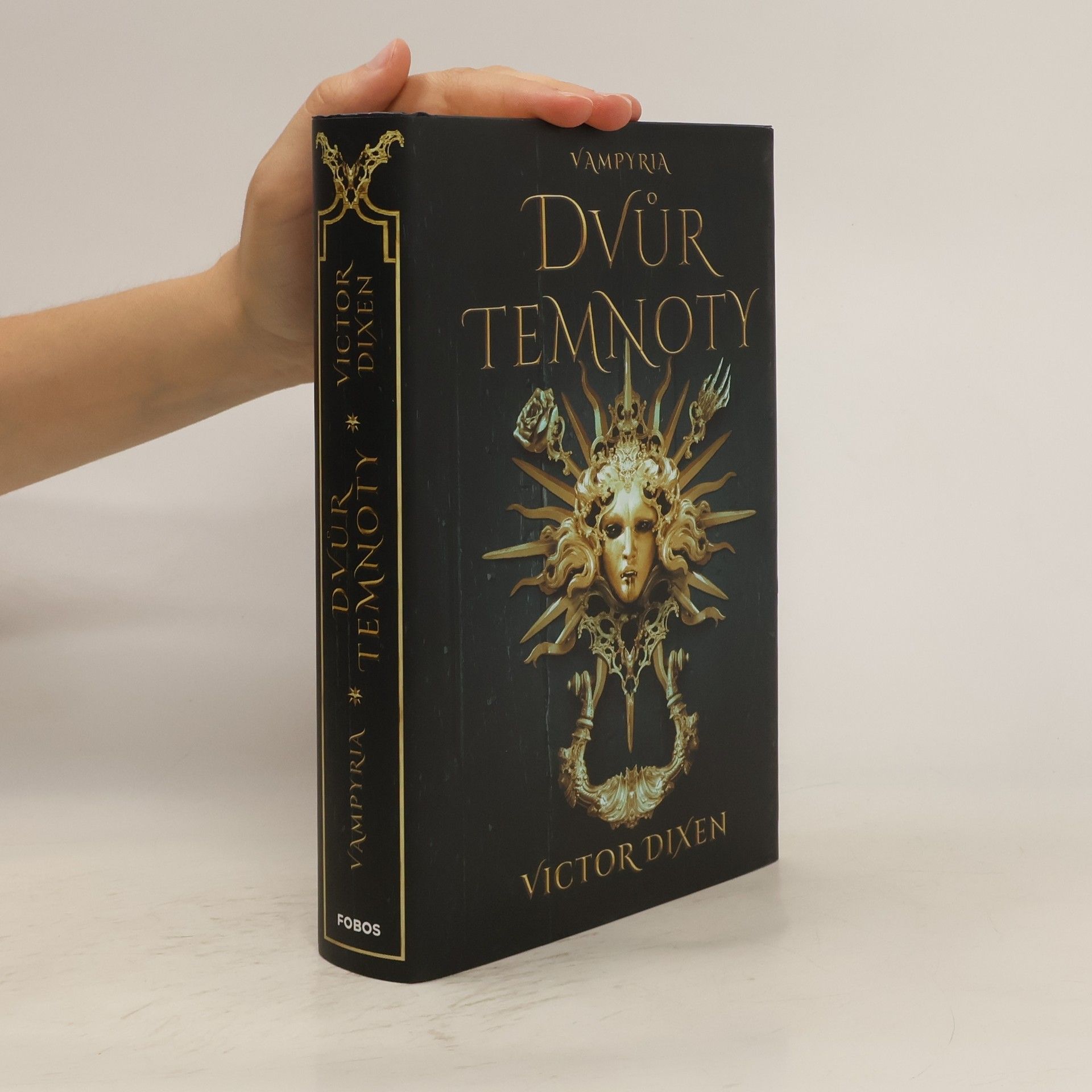 Victor Dixen Vampyria. Dvůr temnoty