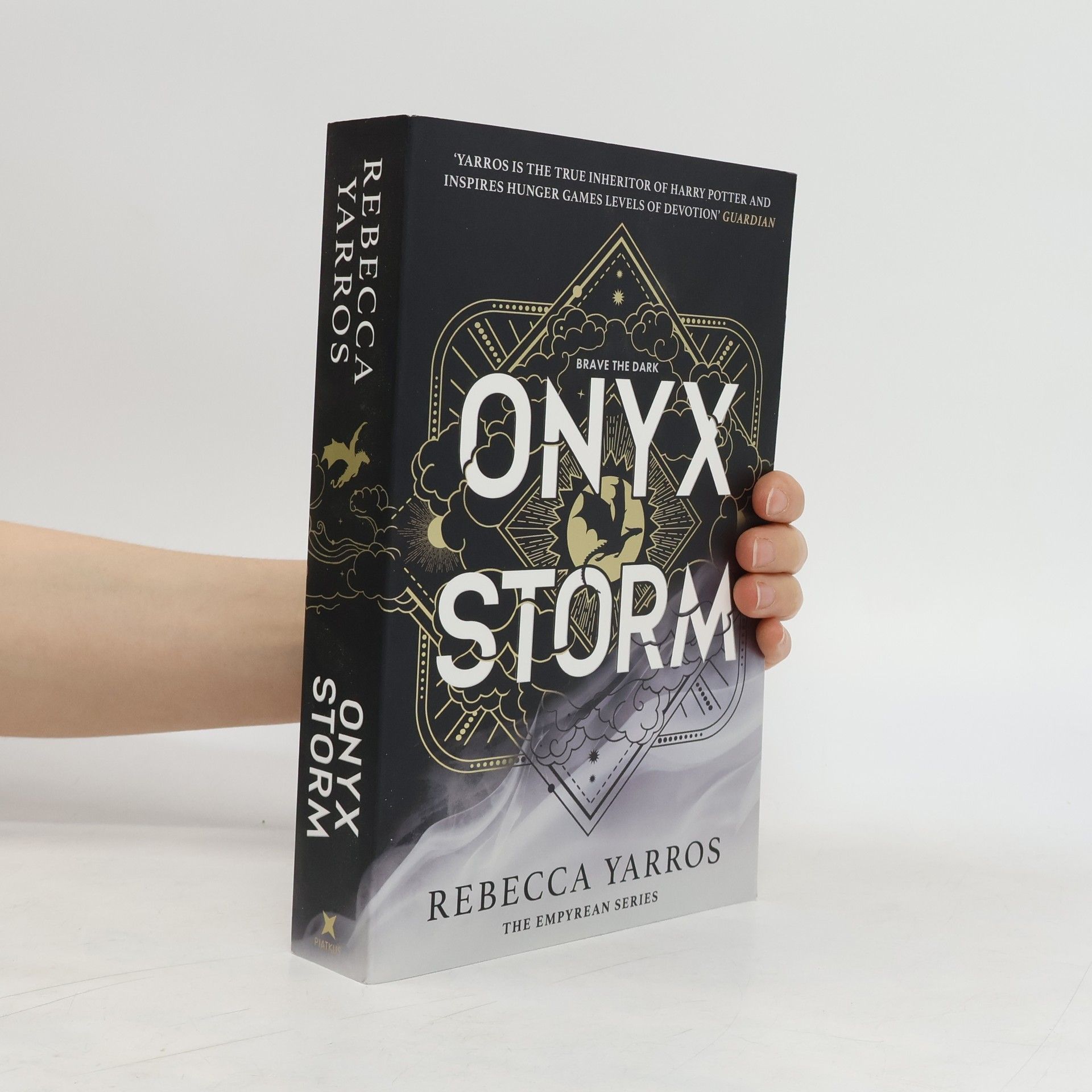 Rebecca Yarros Onyx Storm