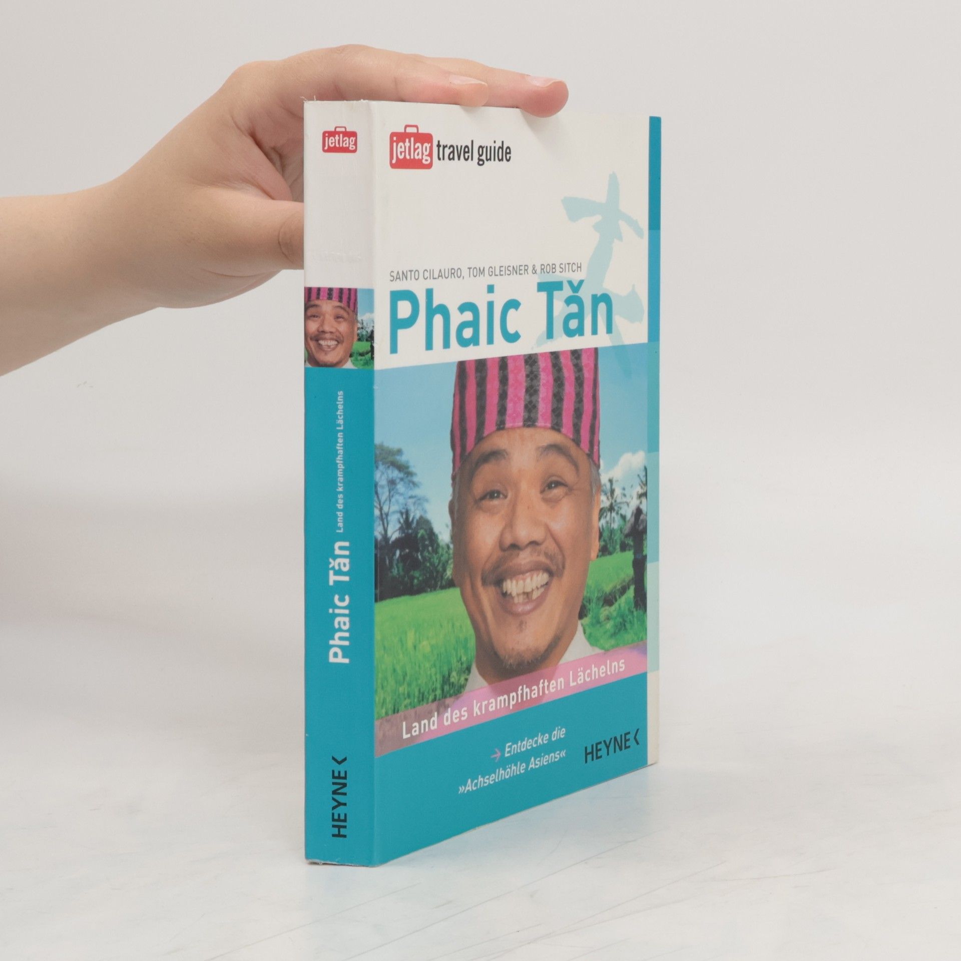 Santa Cilauro Phaic Tăn