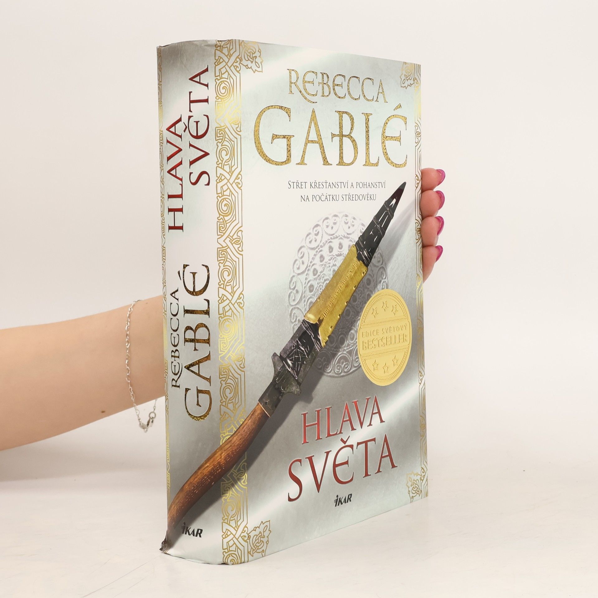 Rebecca Gablé Hlava světa