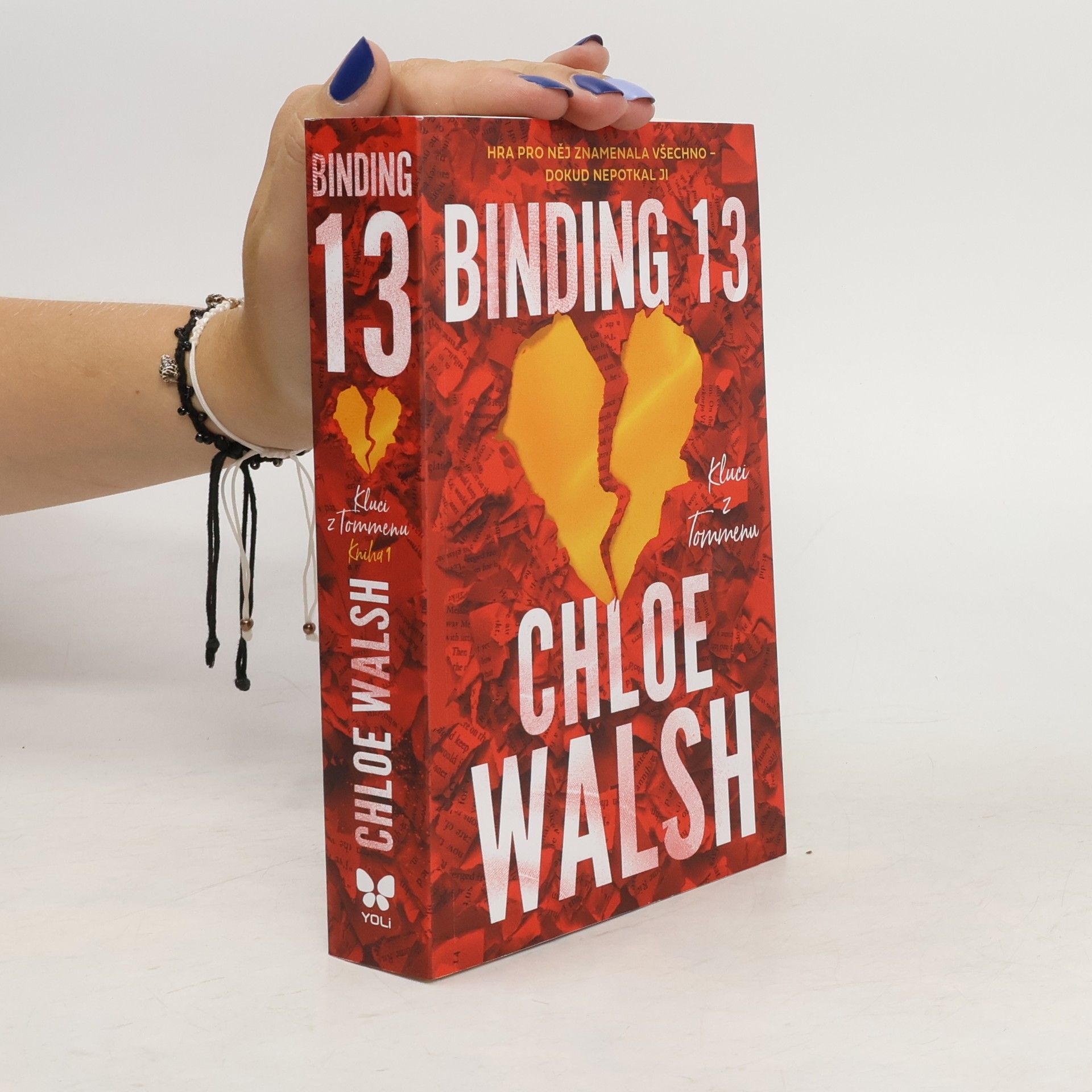Chloe Walsh Binding 13