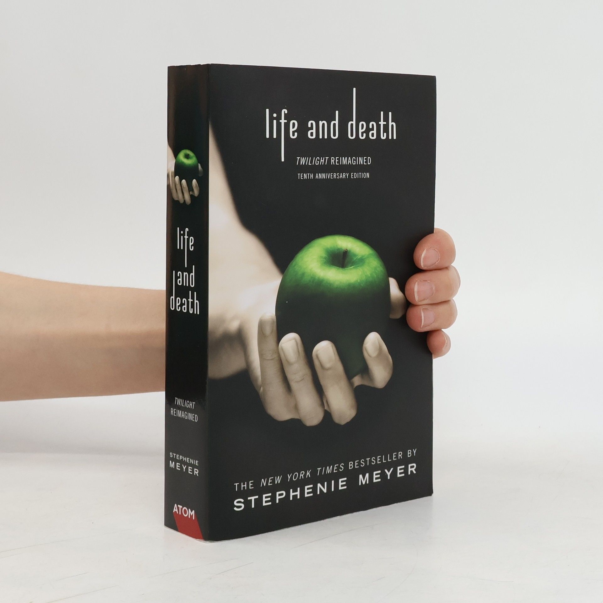 Stephenie Meyer Life and death