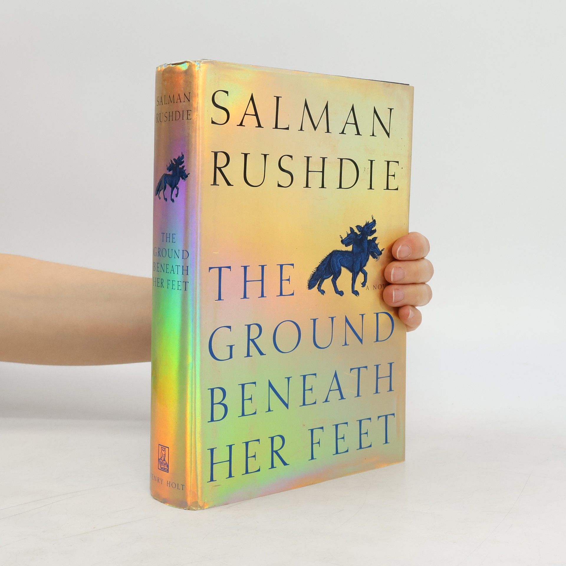 Salman Rushdie The ground beneath her feet : a novel