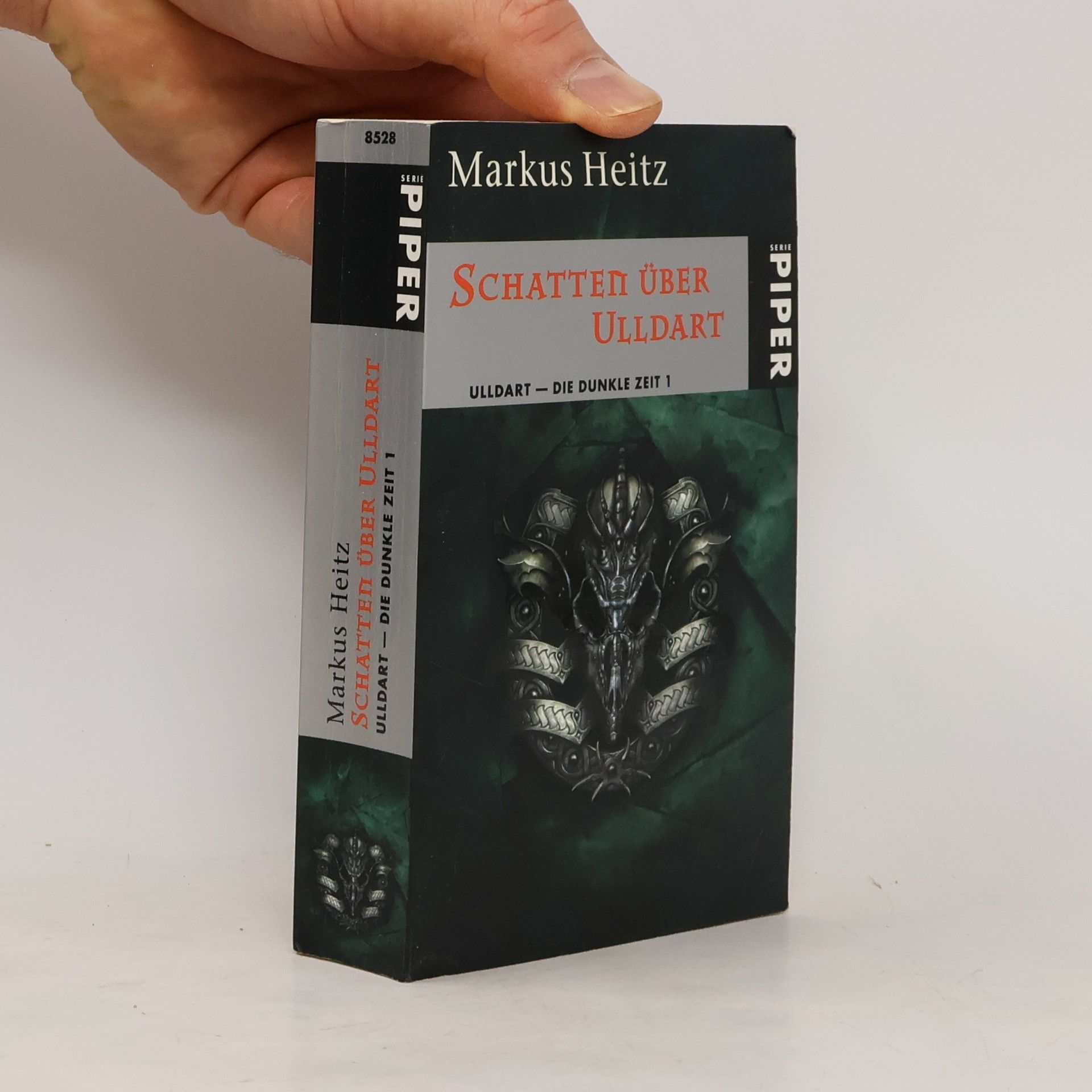 Markus Heitz Schatten über Ulldart. Ulldart - Die dunkle Zeit 1