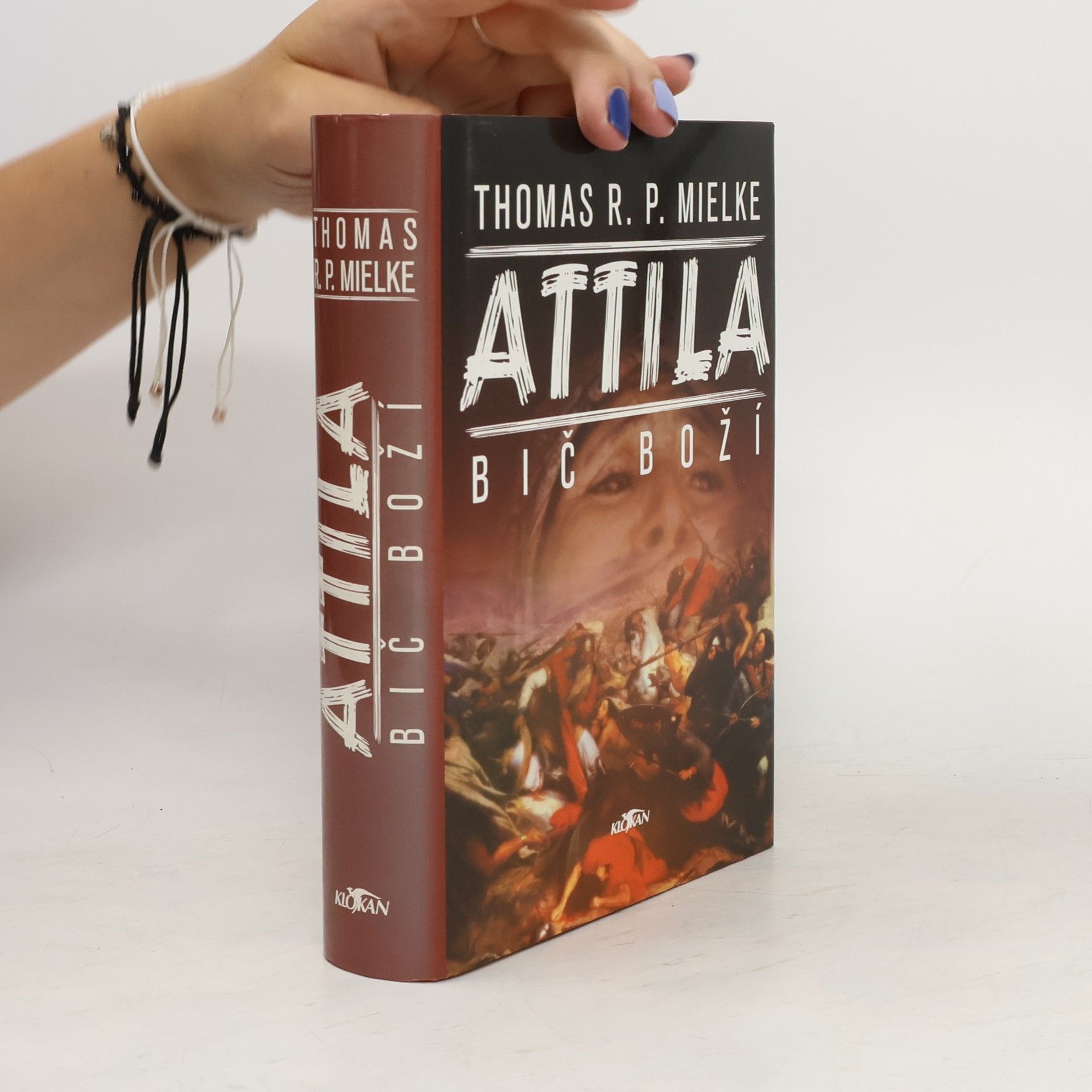 Thomas R. P. Mielke Attila, Bič boží