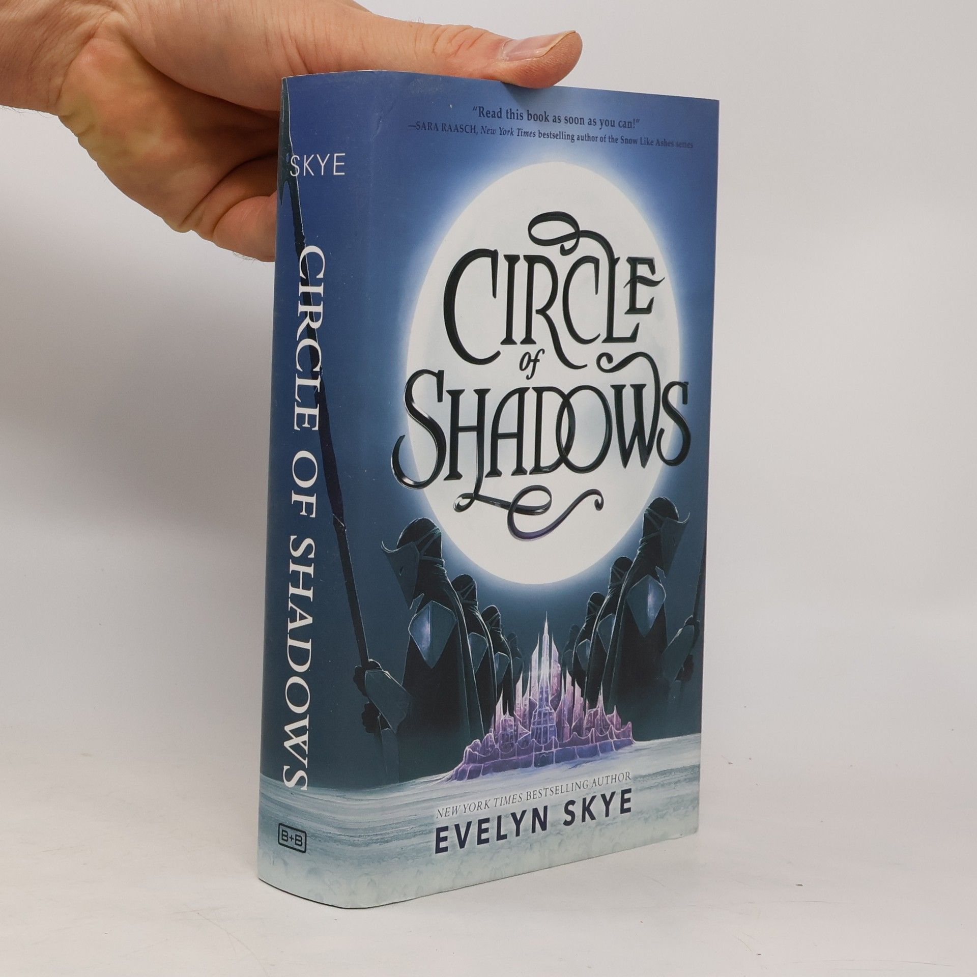 Skye Evelyn Circle of Shadows