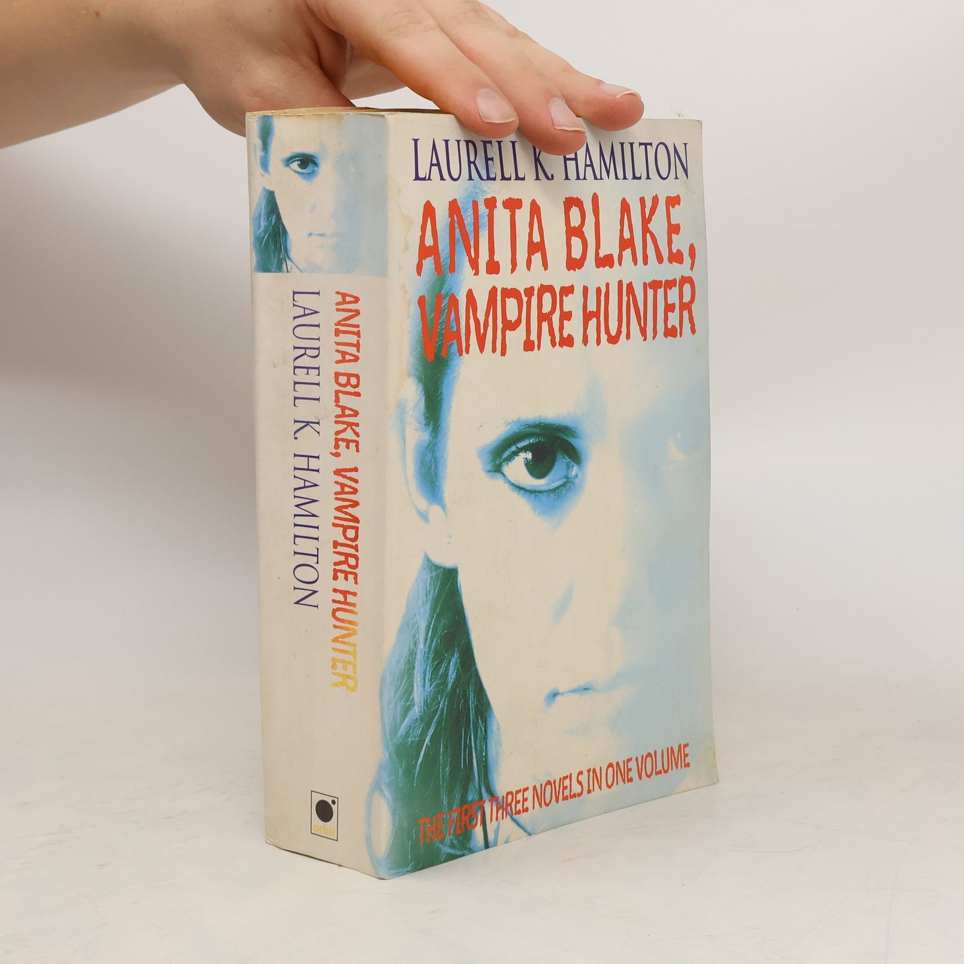 Laurell Kaye Hamilton Anita Blake, Vampire Hunter