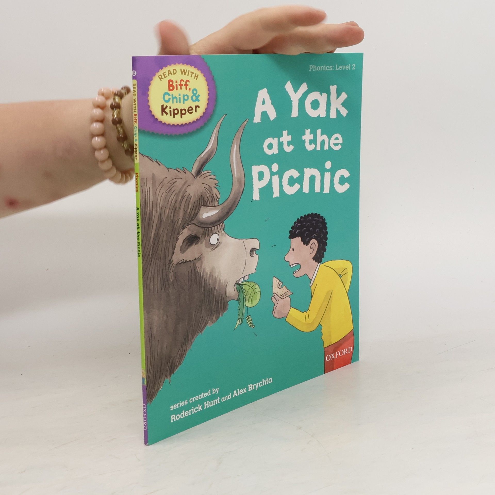 Roderick Hunt A Yak at the Picnic