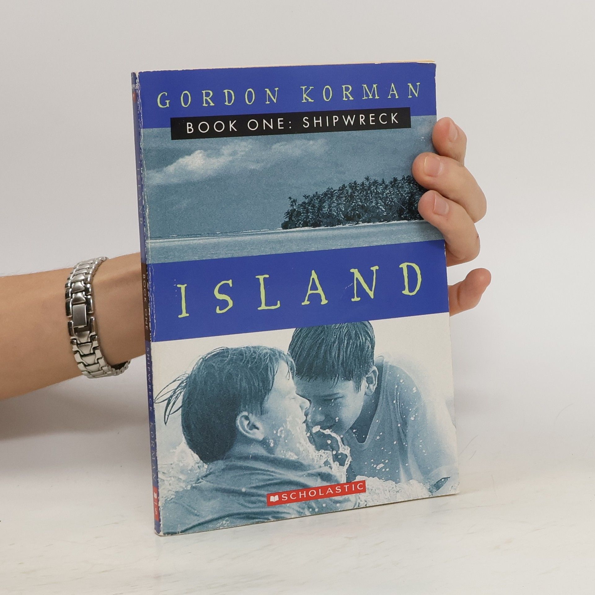 Gordon Korman Shipwreck (Island Trilogy, Book 1)