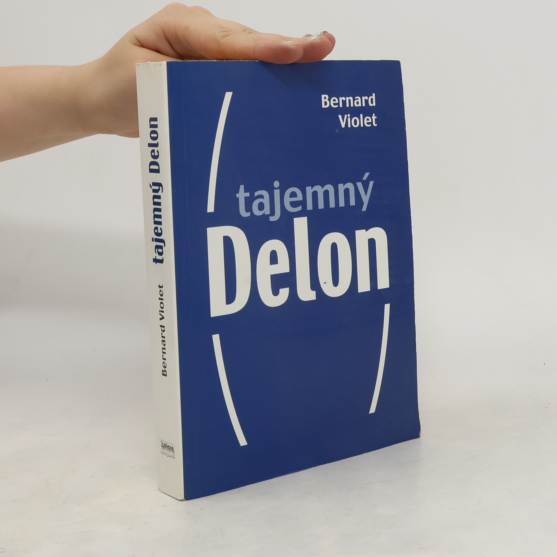 Bernard Violet Tajemný Delon