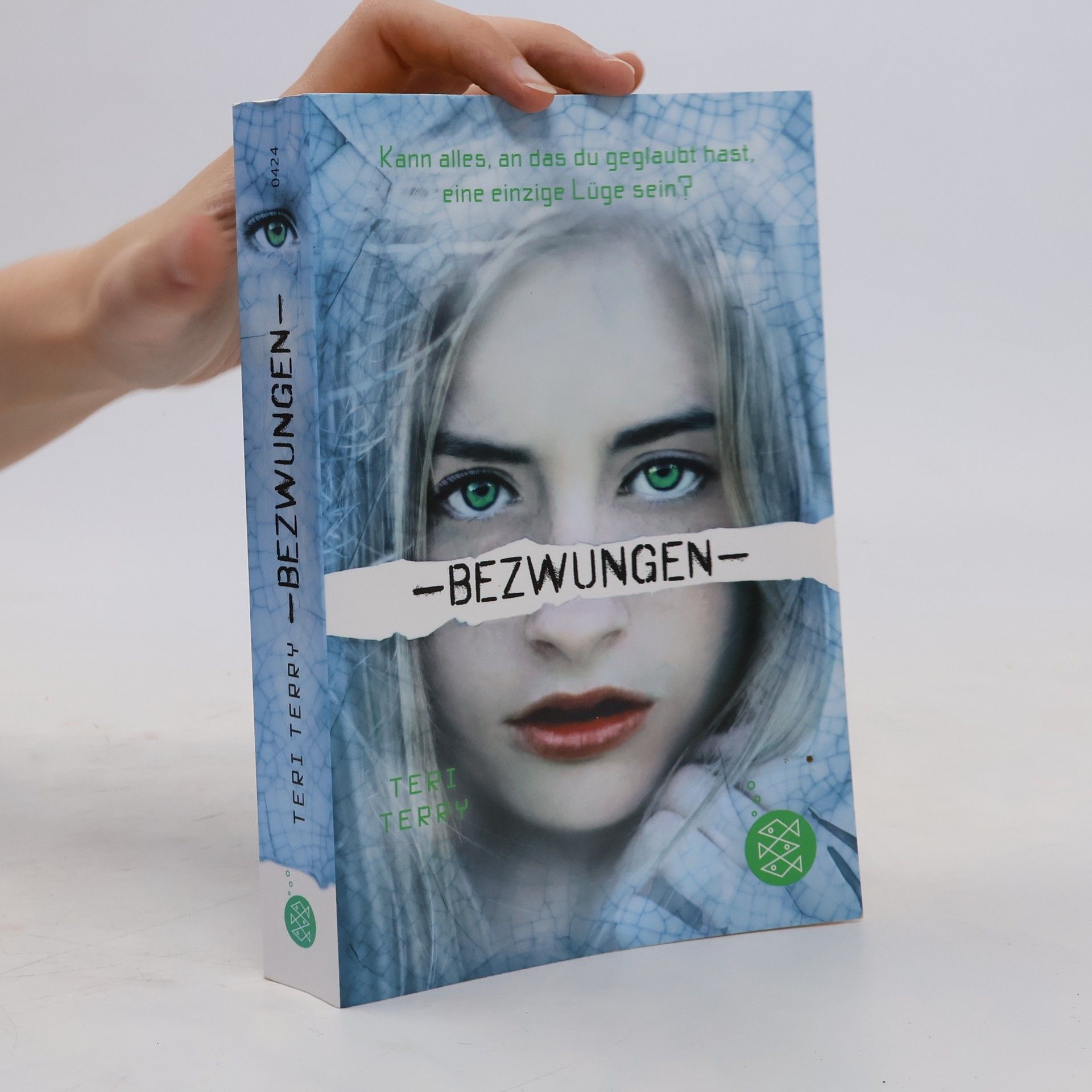 Teri Terry Bezwungen