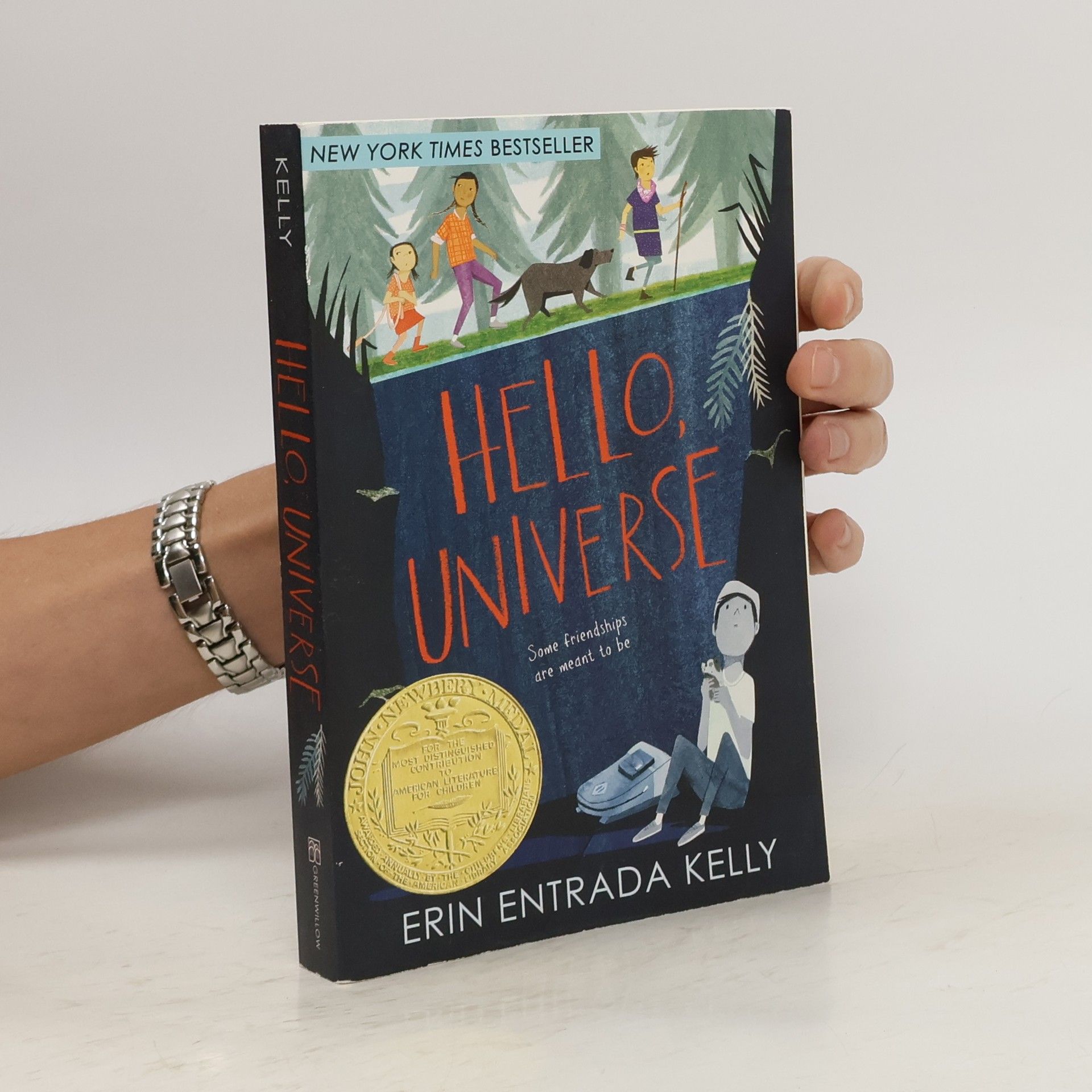Erin Entrada Kelly Hello, Universe