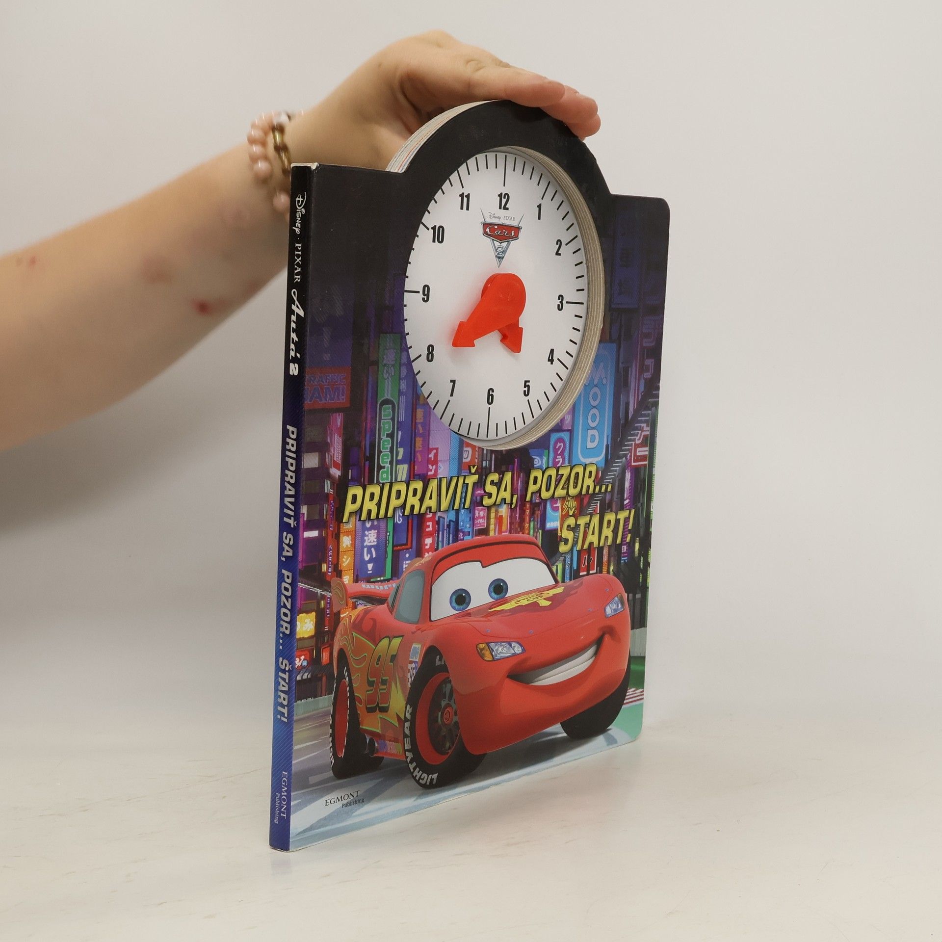 kolektiv Cars 2 - book with toy clock. Slovensky Pripraviť sa, pozor... štart! Autá 2 - pripraviť sa, pozor... štart!