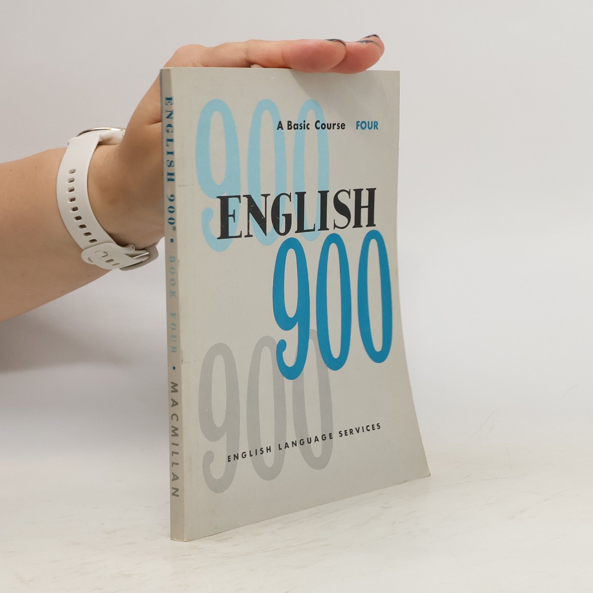 AA.VV. English 900