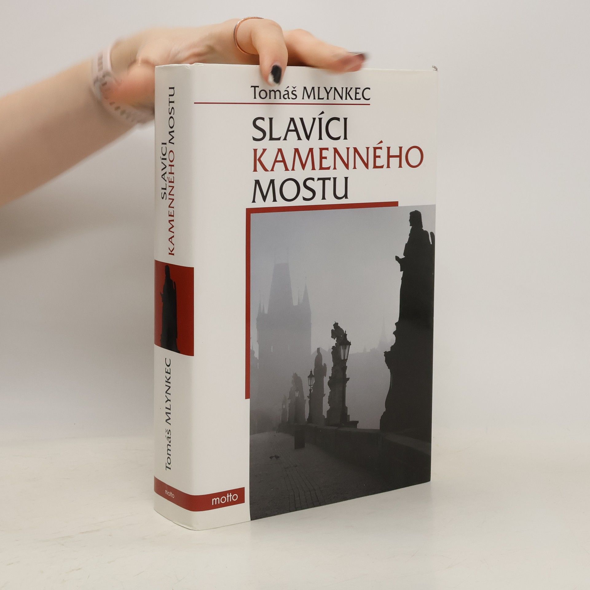 Tomáš Mlynkec Slavíci kamenného mostu
