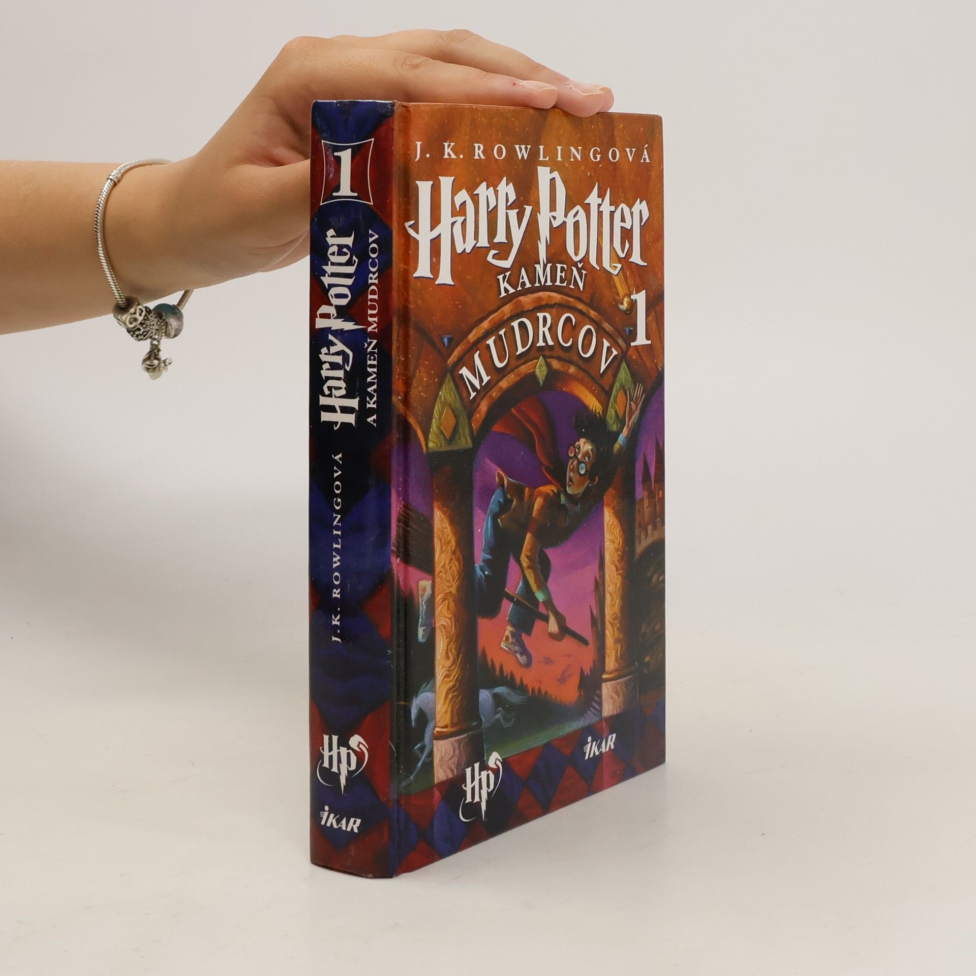 Joanne K. Rowlingová Harry Potter a kameň mudrcov
