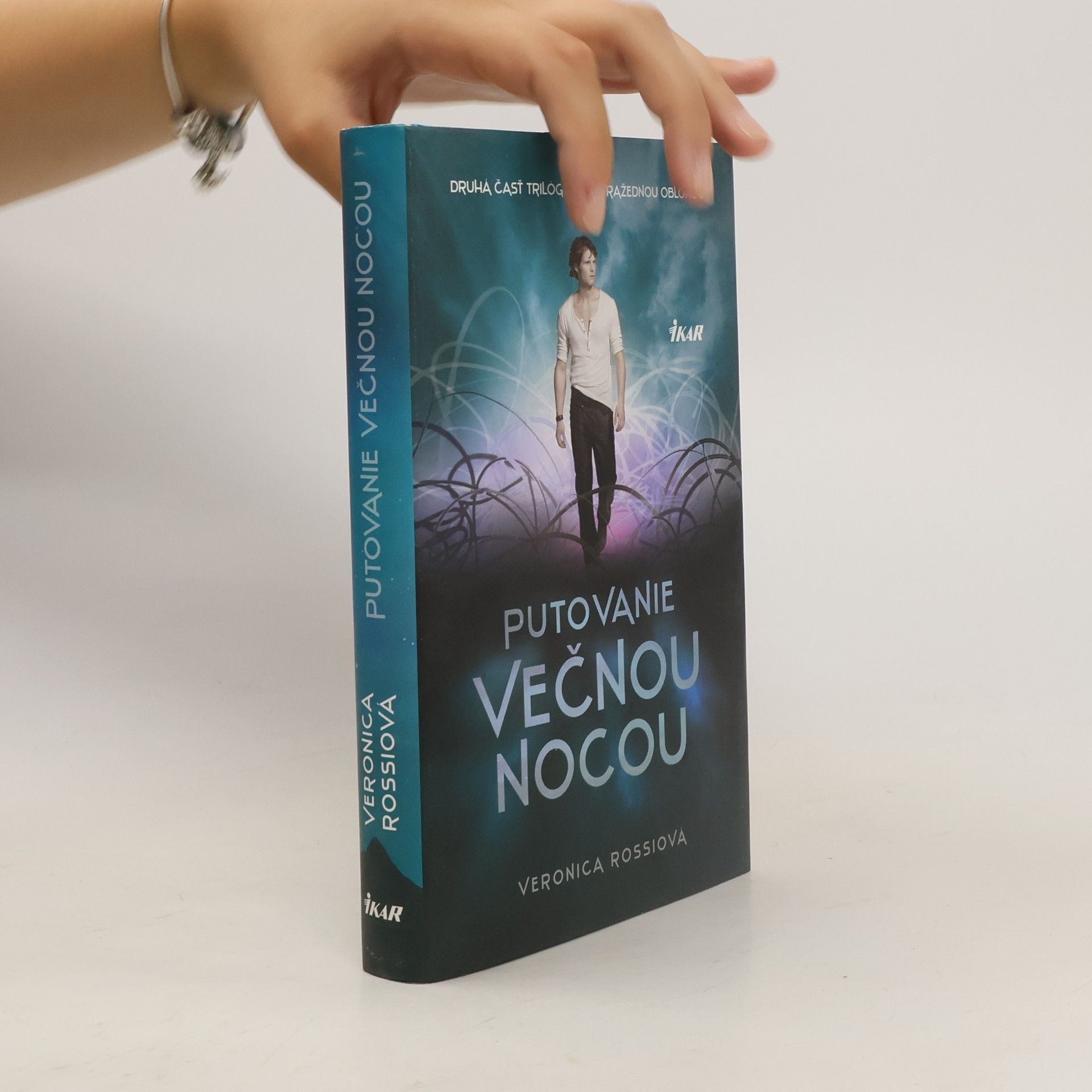 Veronica Rossi Putovanie večnou nocou