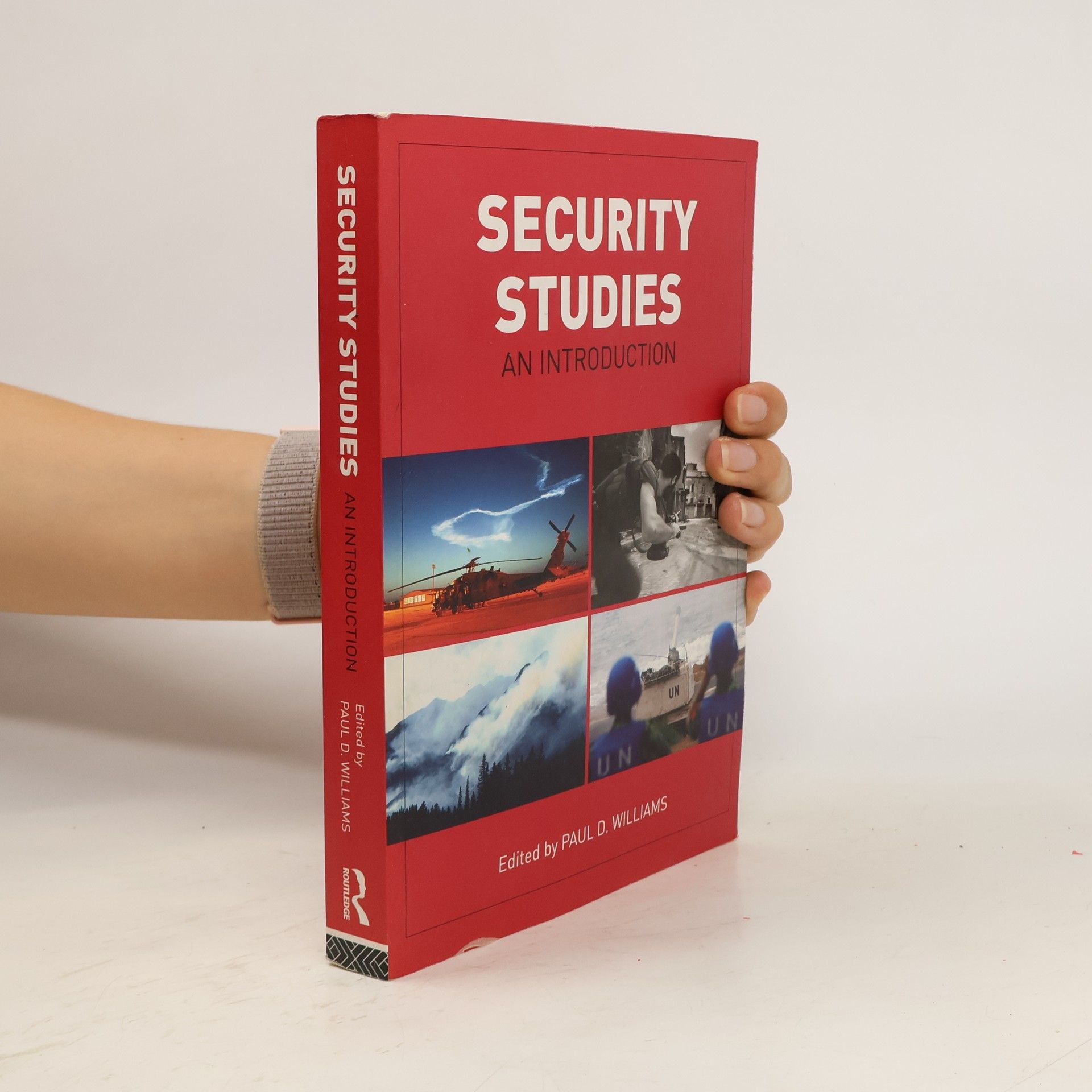 Paul Williams Security studies : an introduction