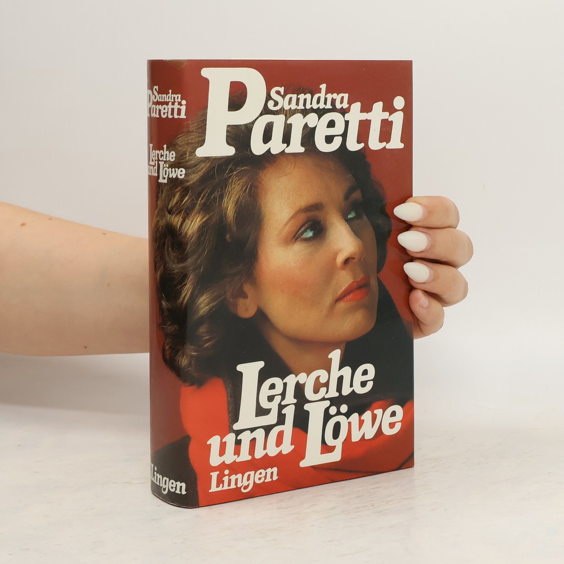 Sandra Paretti Lerche und Löwe