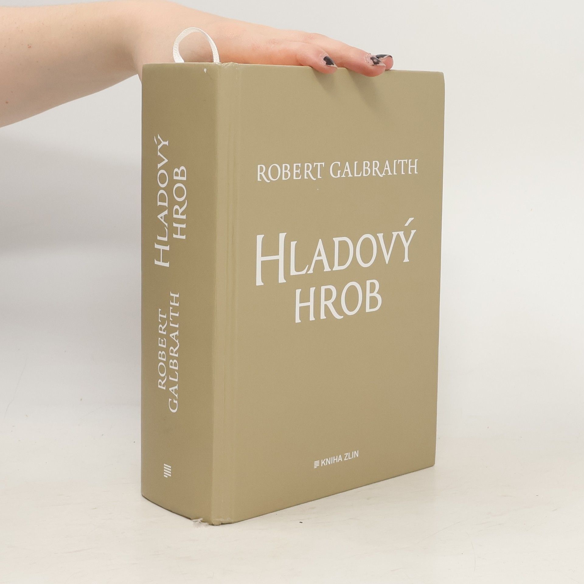 Robert Galbraith Hladový hrob