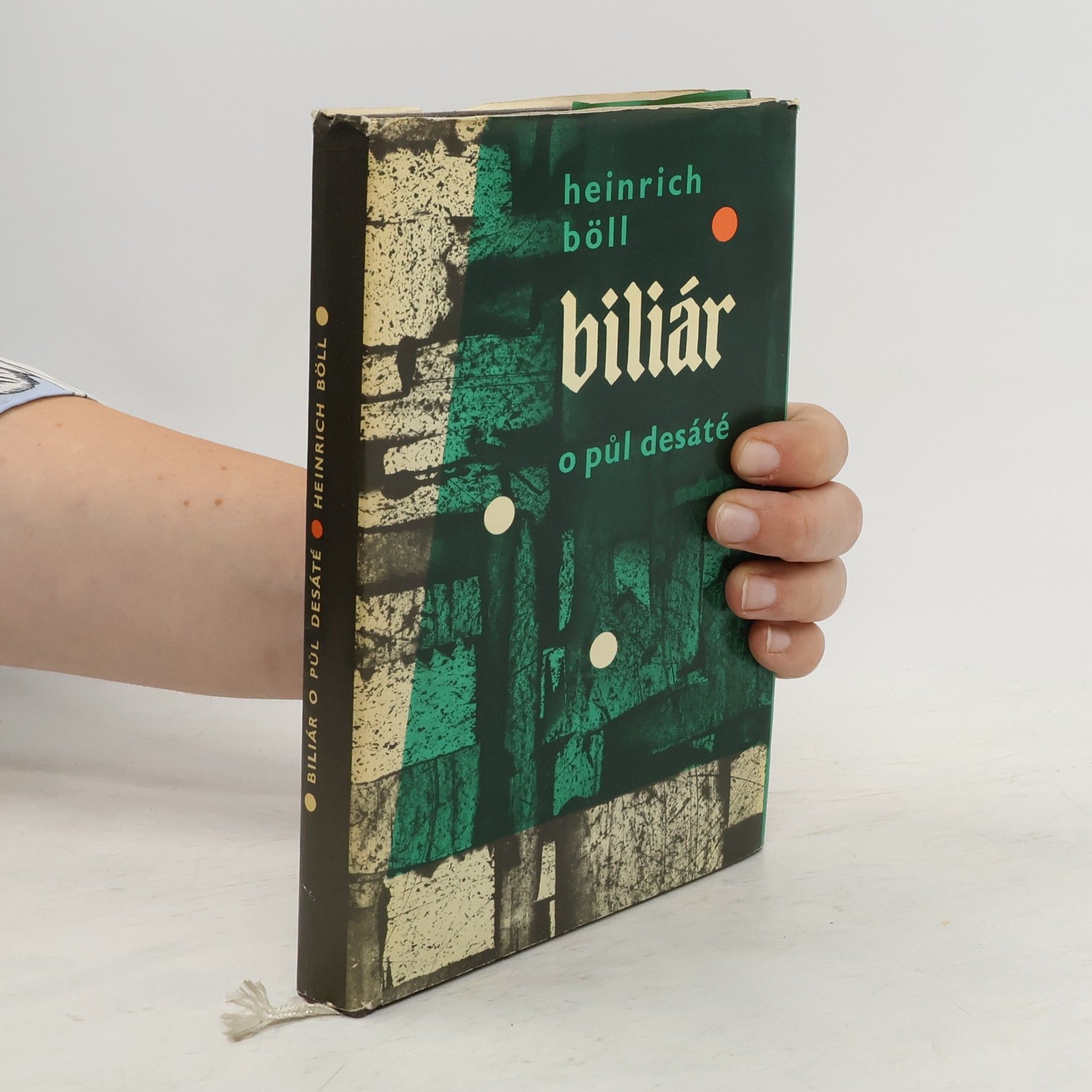 Heinrich Böll Biliár o půl desáté
