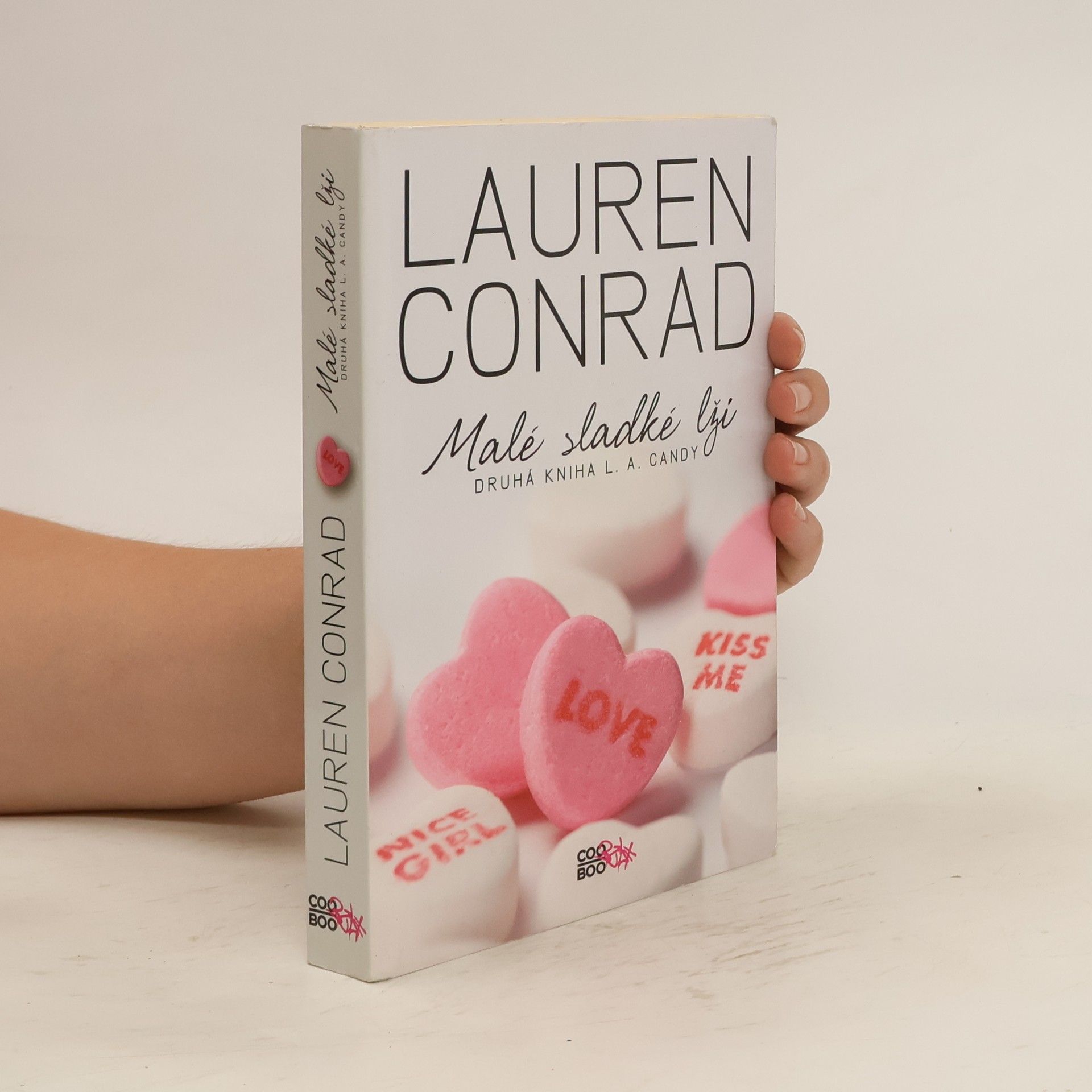 Lauren Conrad Malé sladké lži