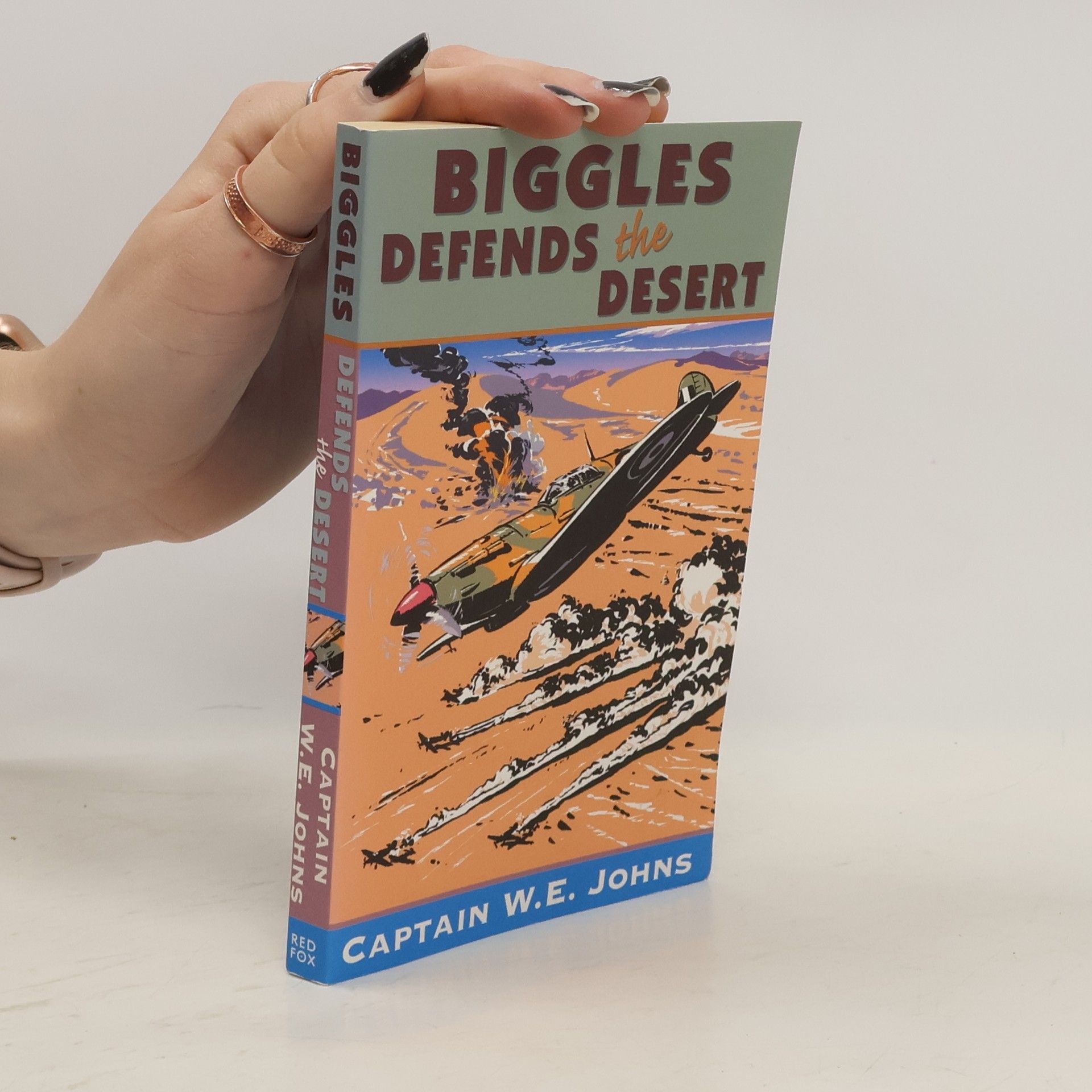 W. E. Johns Biggles Defends The Desert