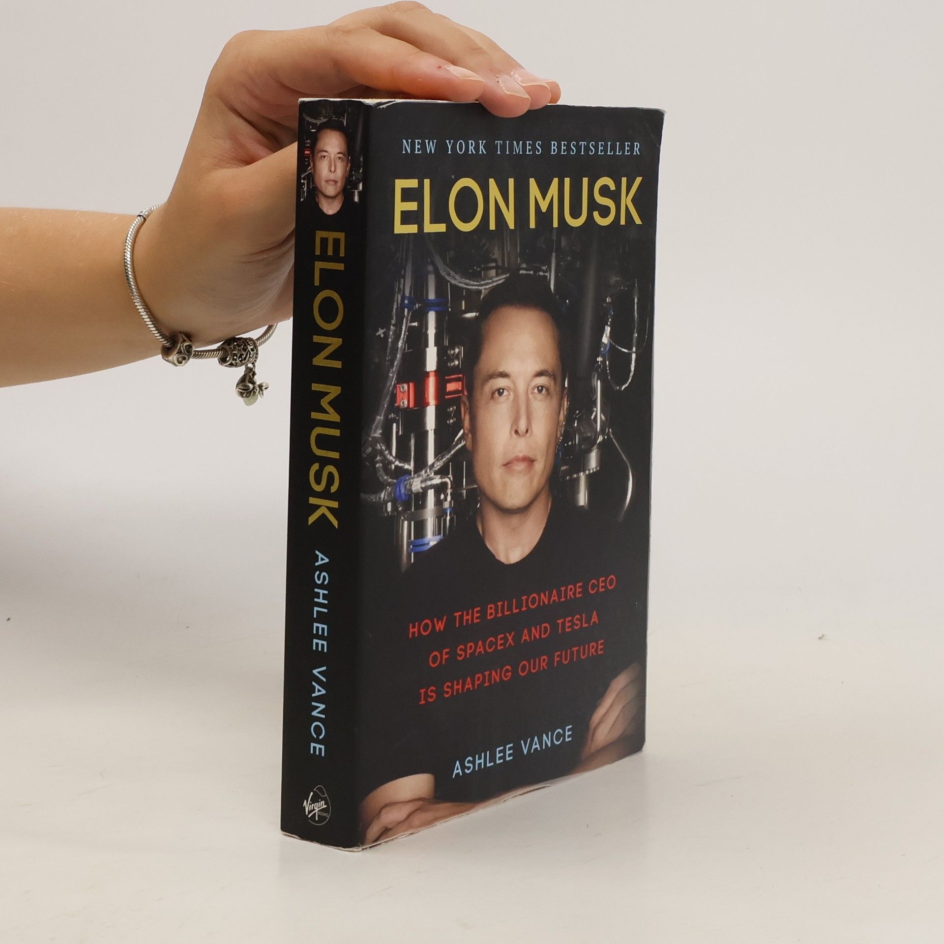 Ashlee Vance Elon Musk. How the billionaire CEO of SpaceX and Tesla is shaping our future