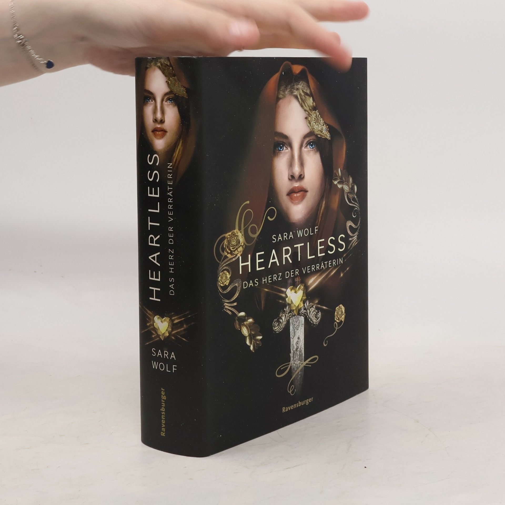 Sara Wolf Heartless 2: Das Herz der Verräterin
