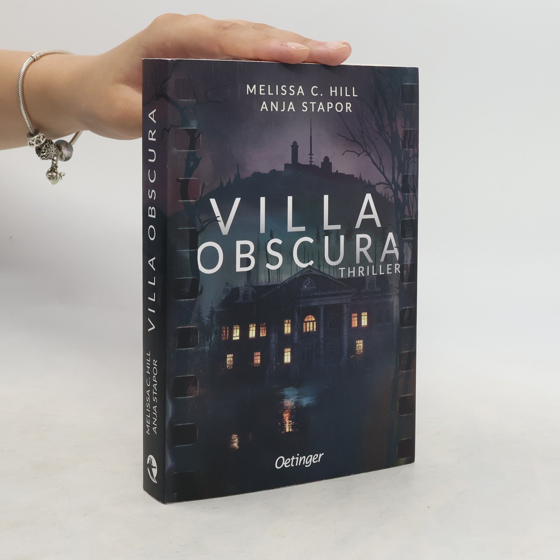 Melissa C. Hill Villa Obscura. Thriller