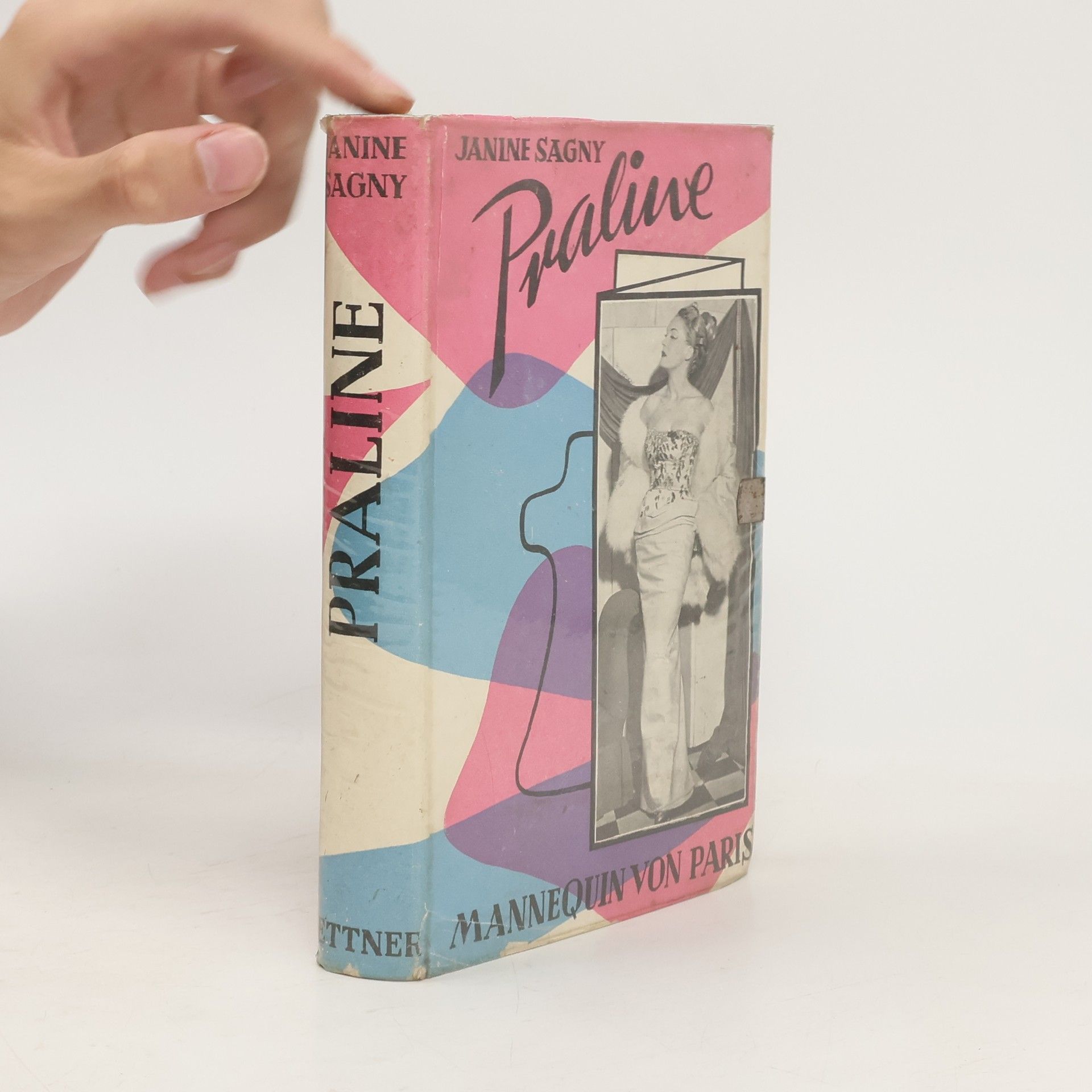 Praline Mannequin von Paris