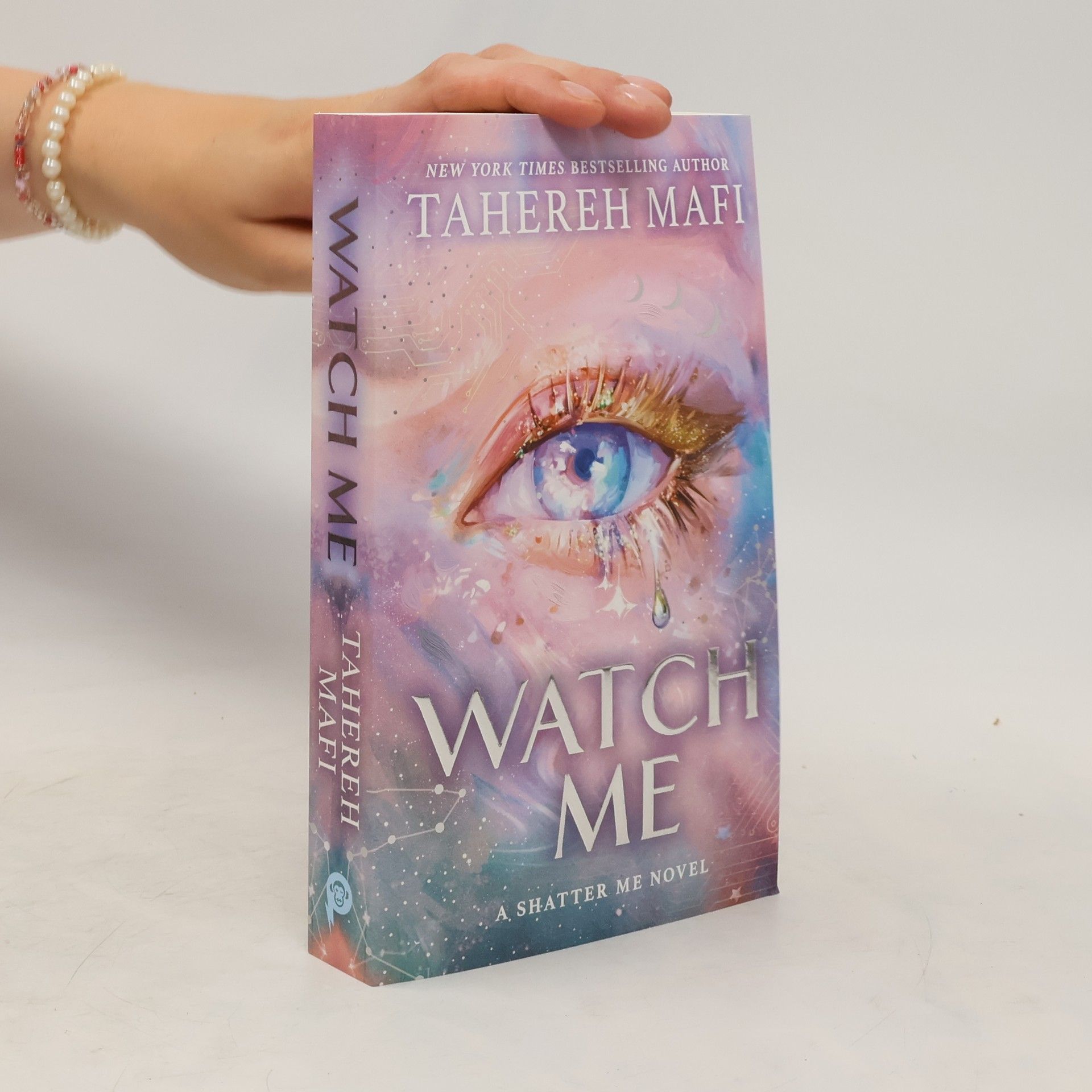 Tahereh Mafi Watch Me