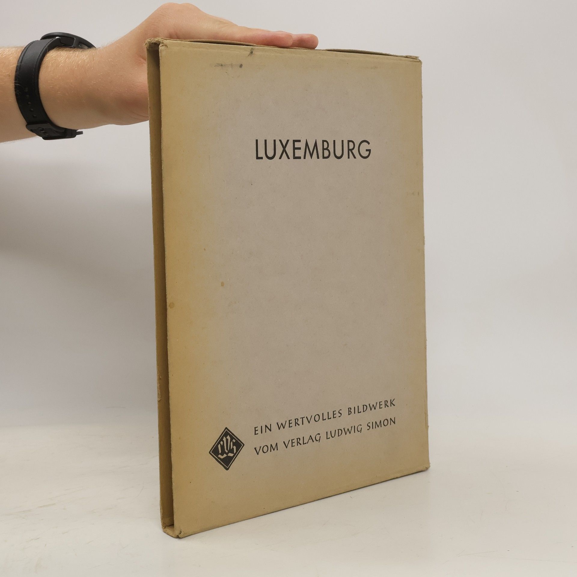 Collective Luxemburg