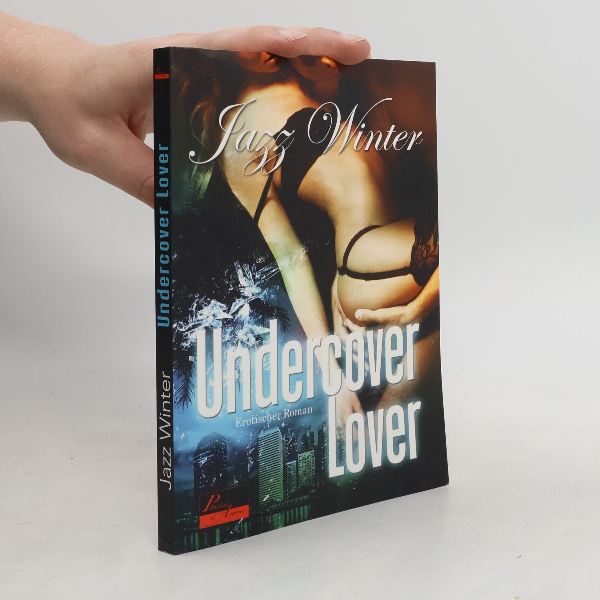 Jazz Winter Undercover Lover
