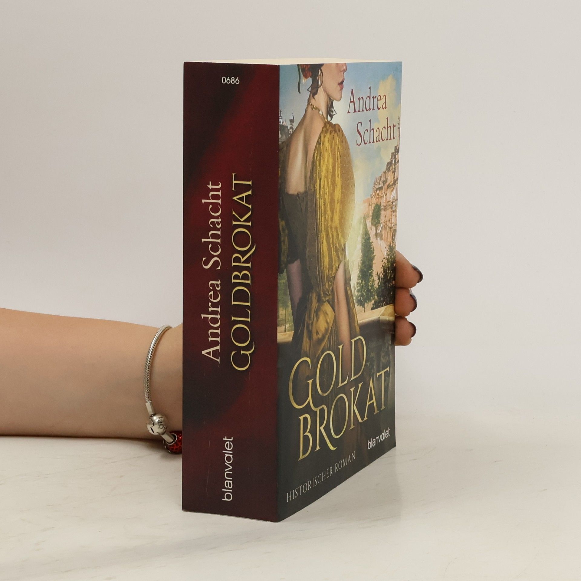 Andrea Schacht Goldbrokat