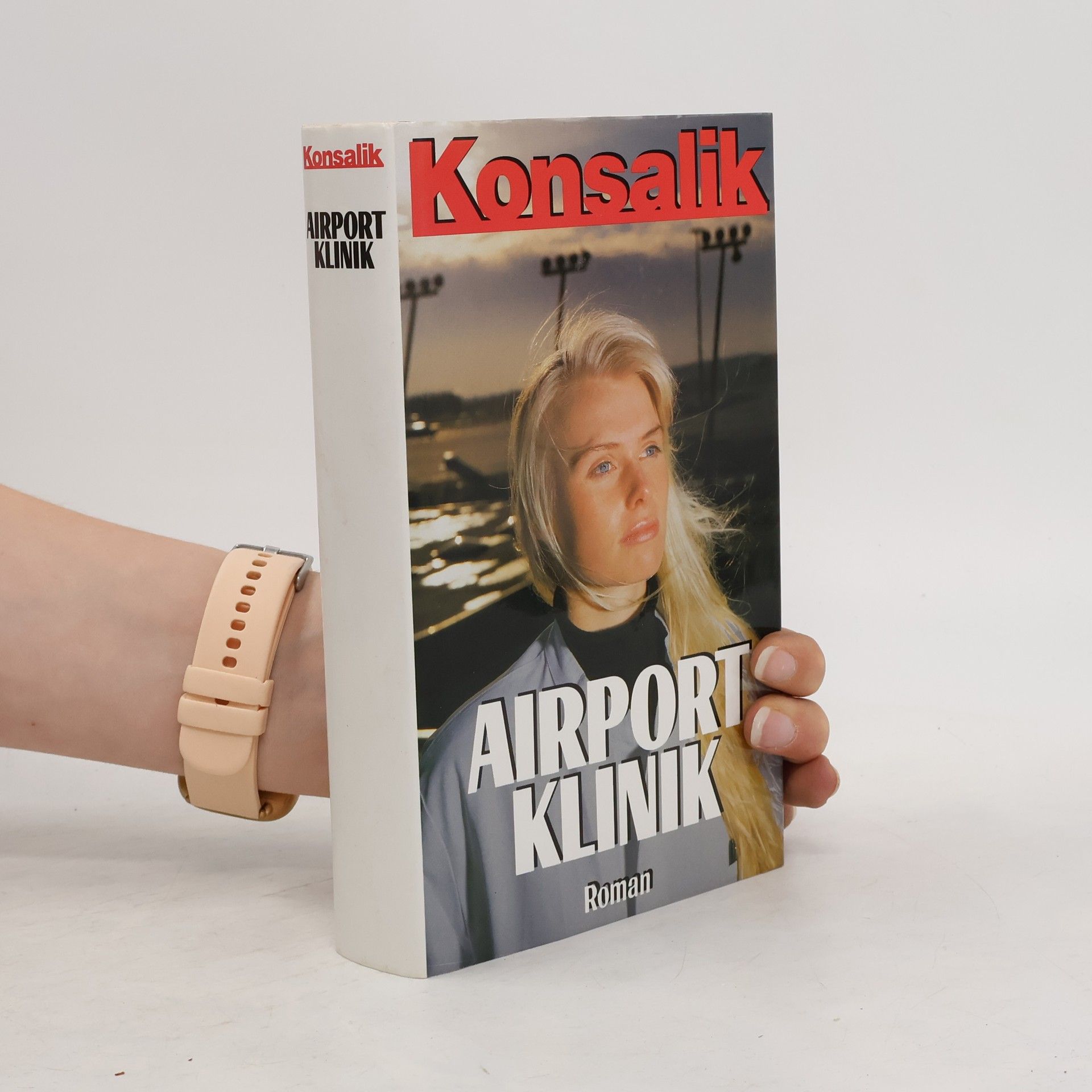 Heinz G. Konsalik Airport Klinik