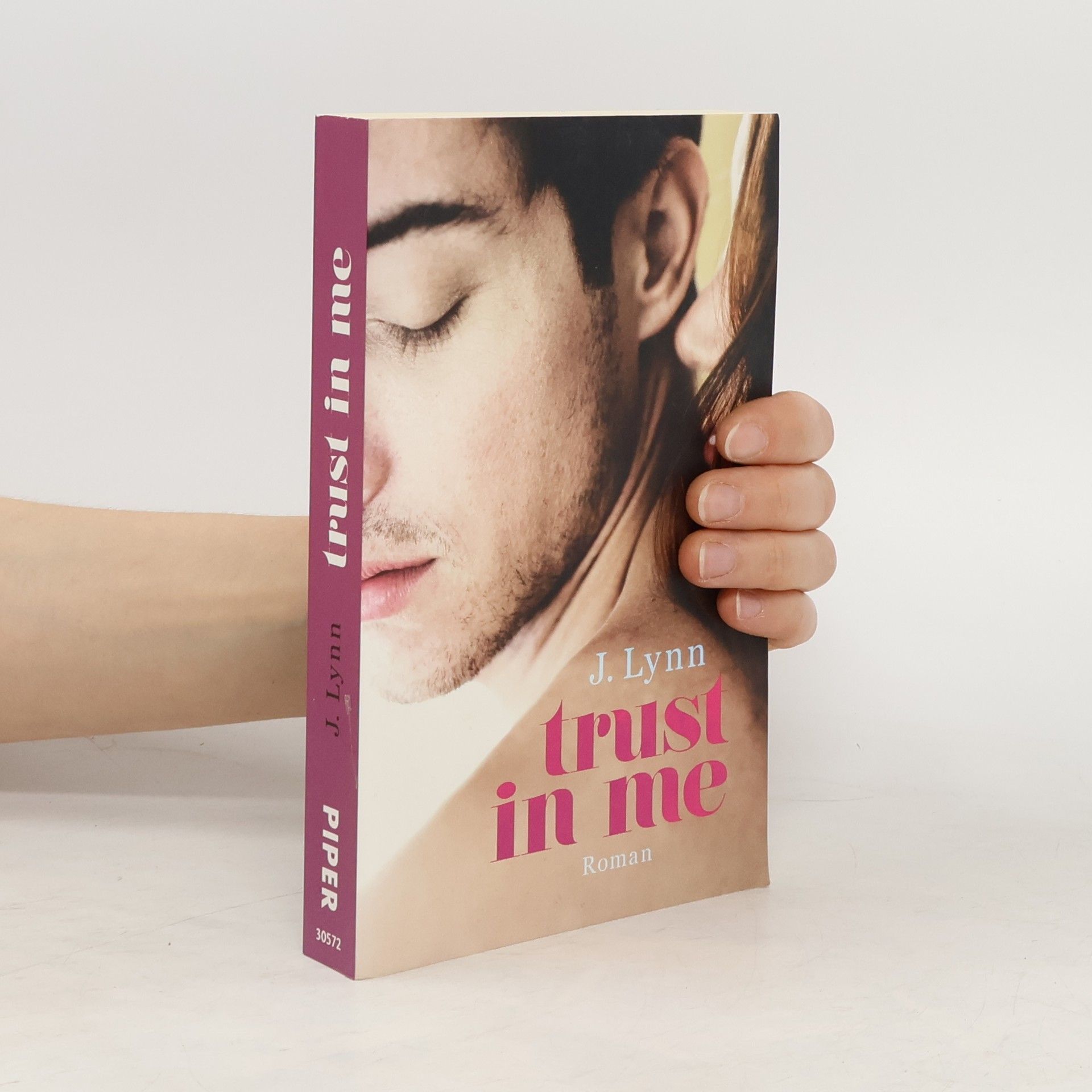 Jennifer Armentrout Trust in Me