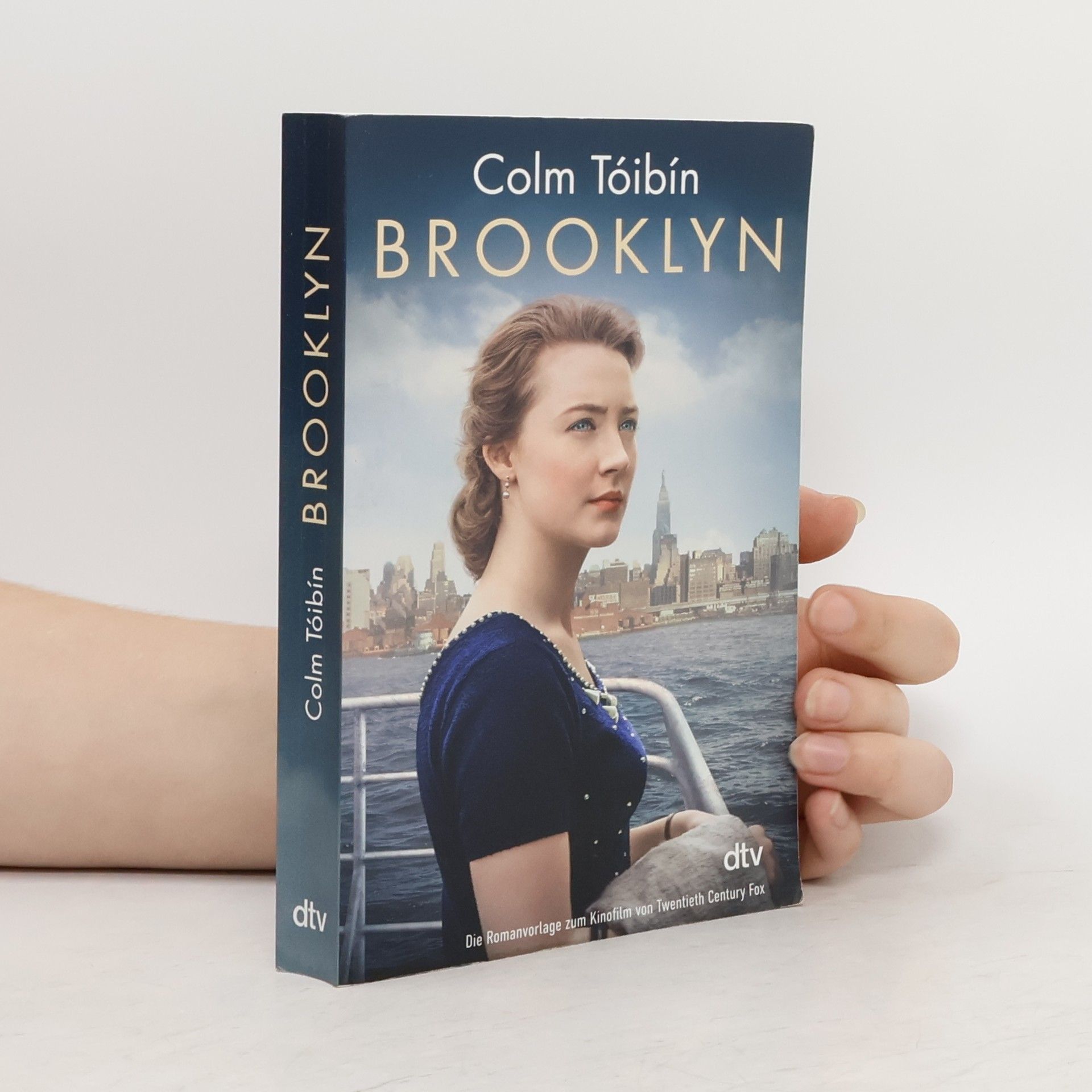 Colm Tóibín Brooklyn