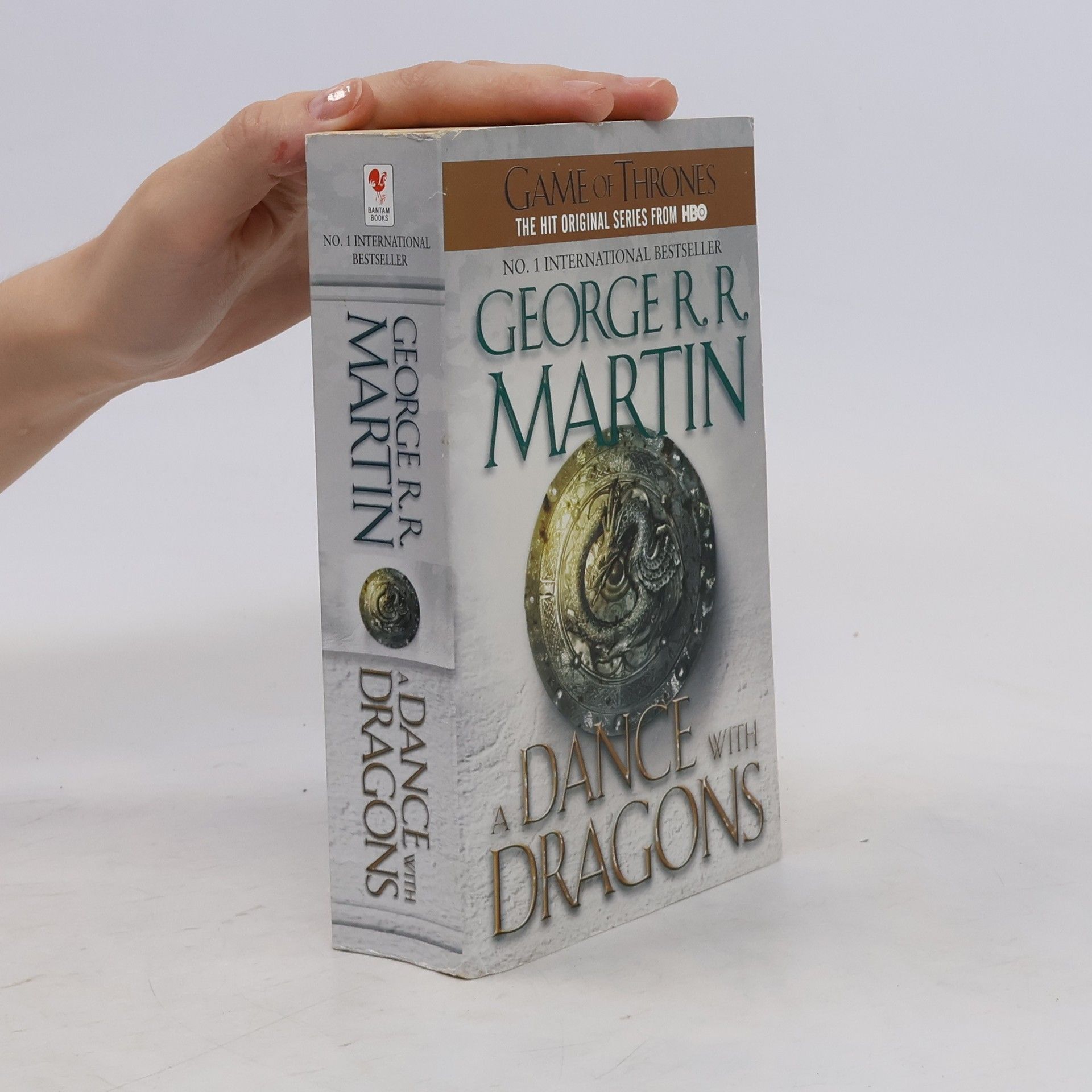 George R. R. Martin A dance with dragons: Book five of A song of ice and fire