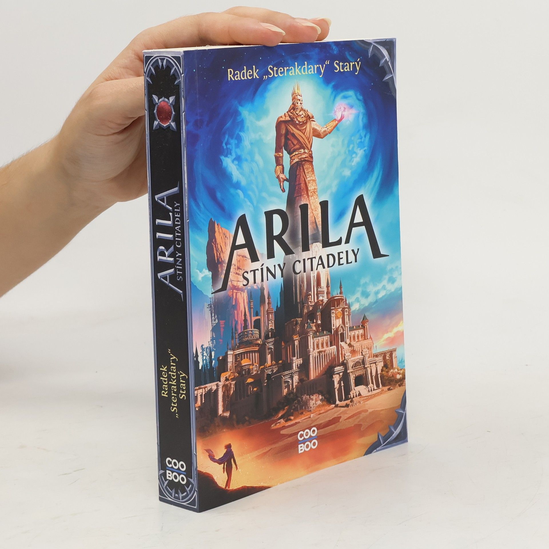 Radek Starý Arila. Stíny citadely