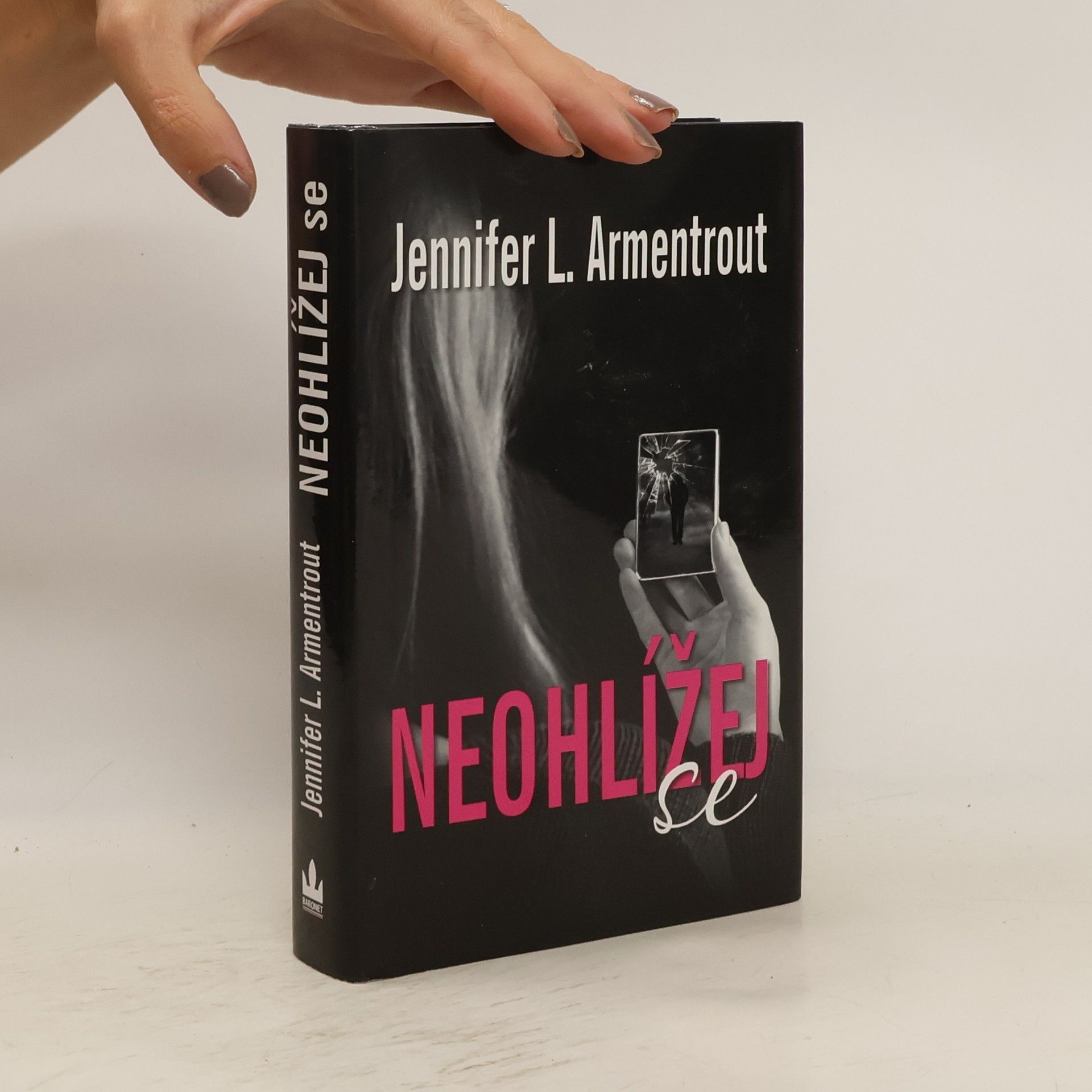 Jennifer L. Armentrout Neohlížej se