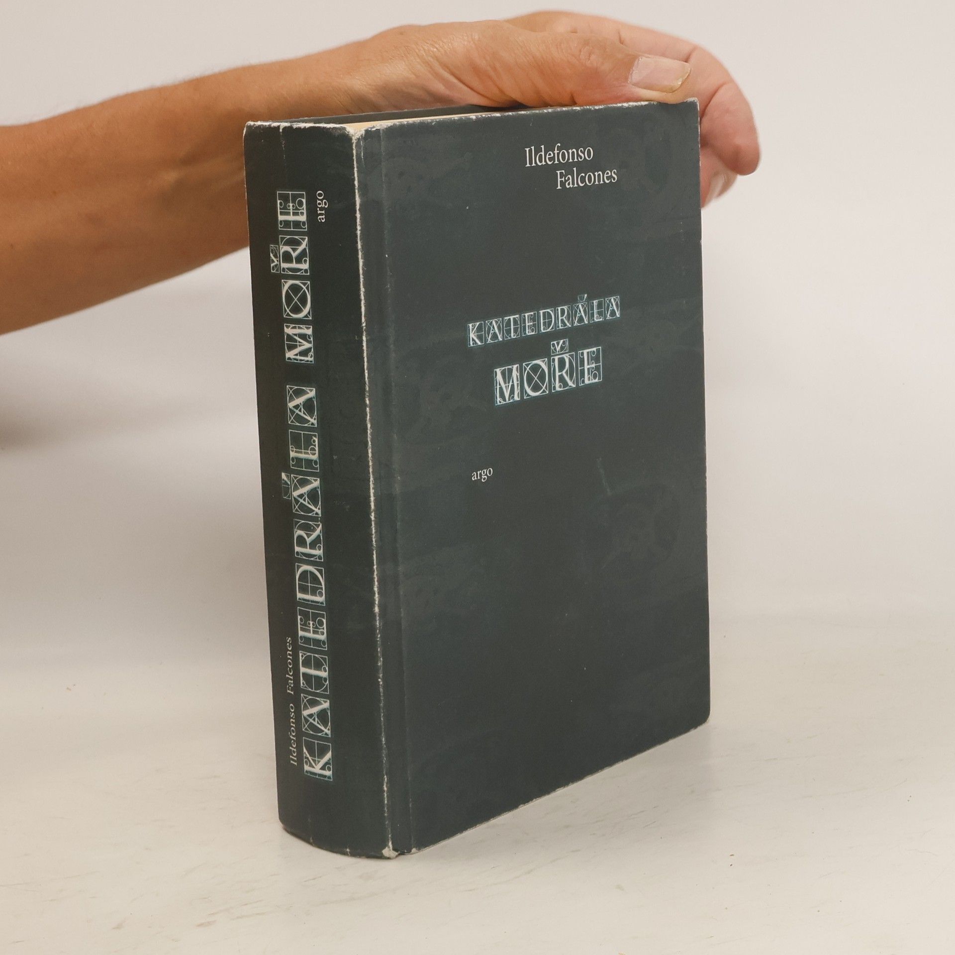 Ildefonso Falcones Katedrála moře