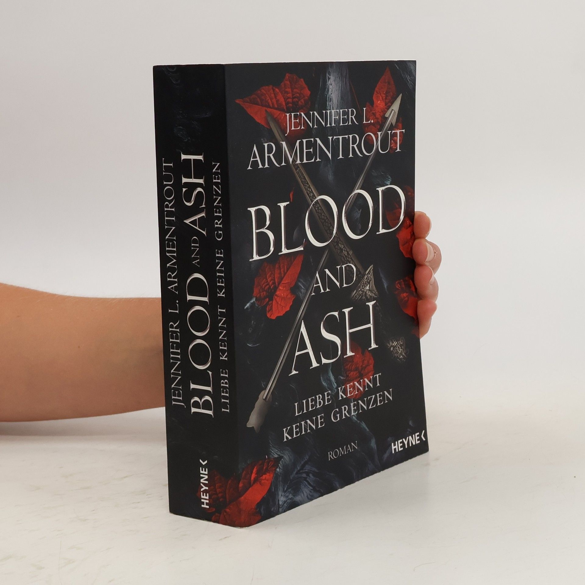 Jennifer Armentrout Blood and Ash. Liebe kennt keine Grenzen
