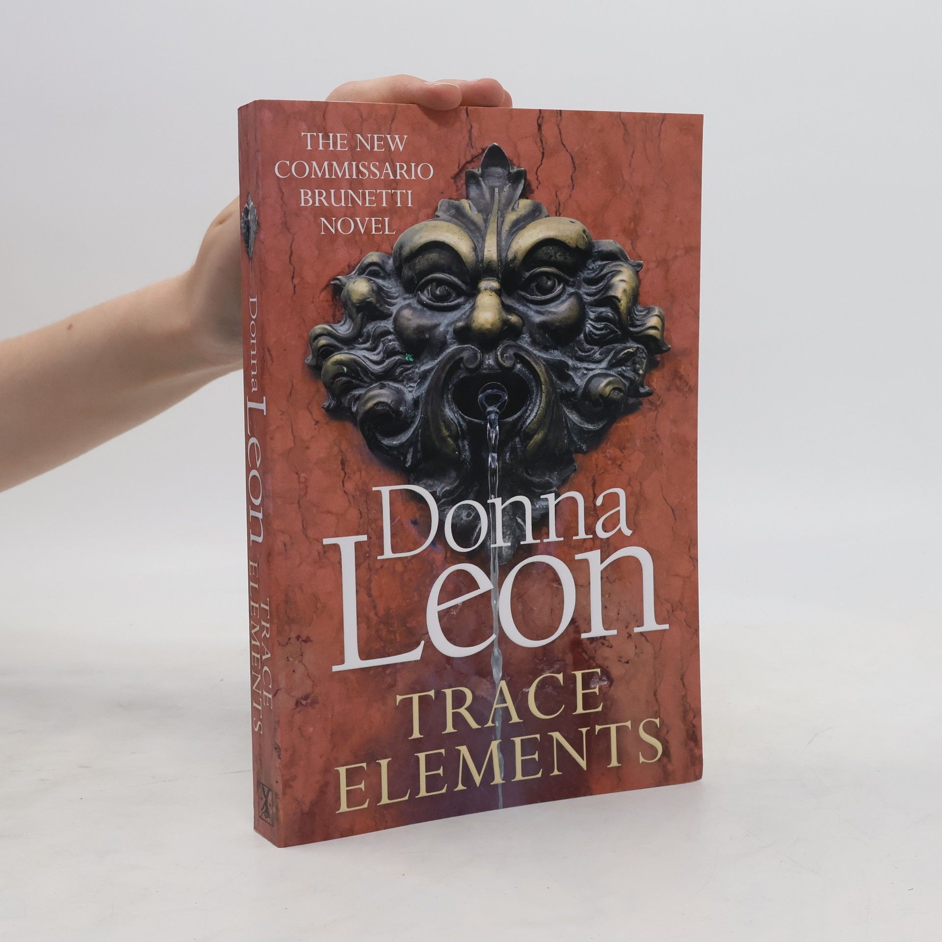 Donna Leon Trace Elements