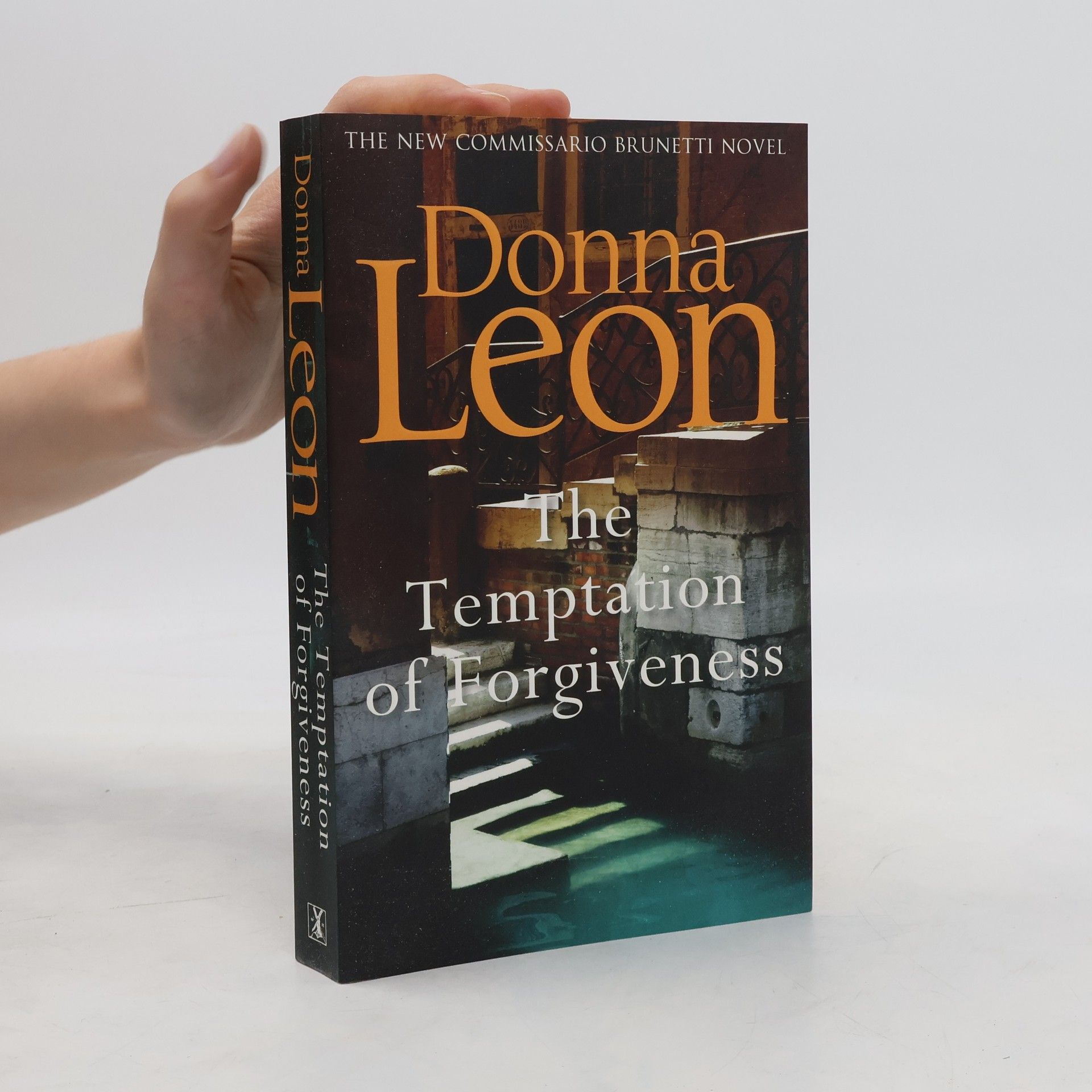 Donna Leon The Temptation of Forgiveness