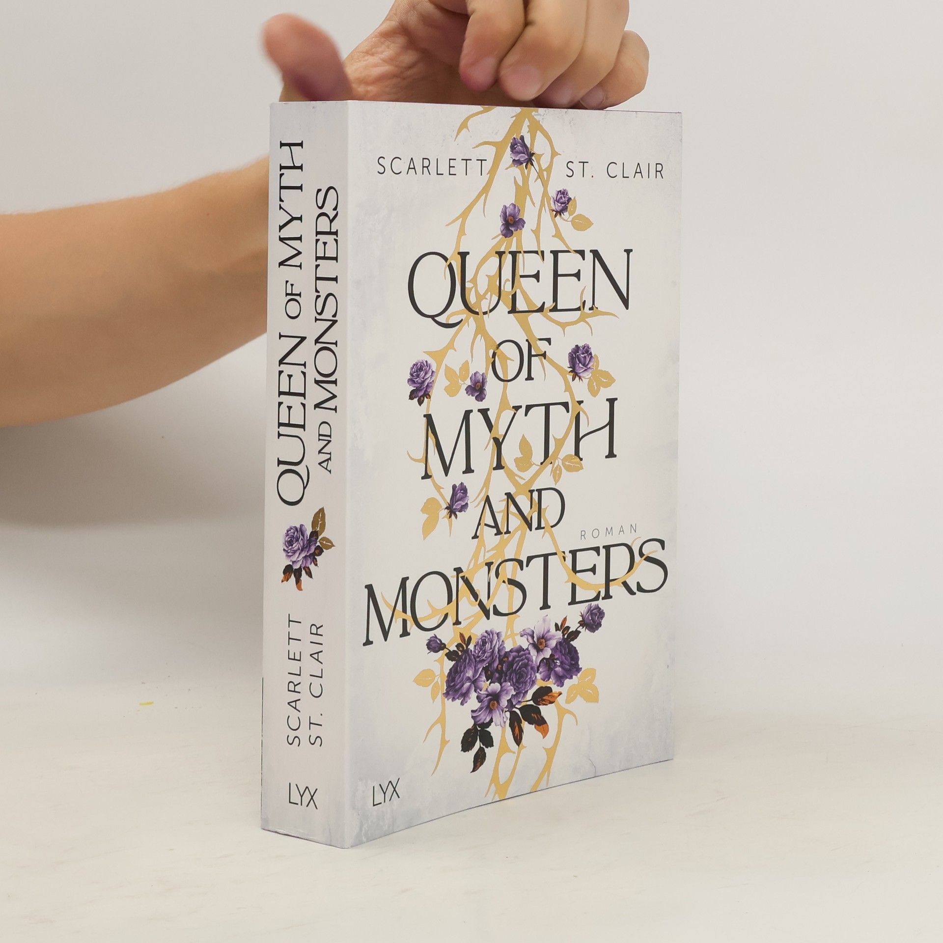 Scarlett St. Clair Queen of Myth and Monsters
