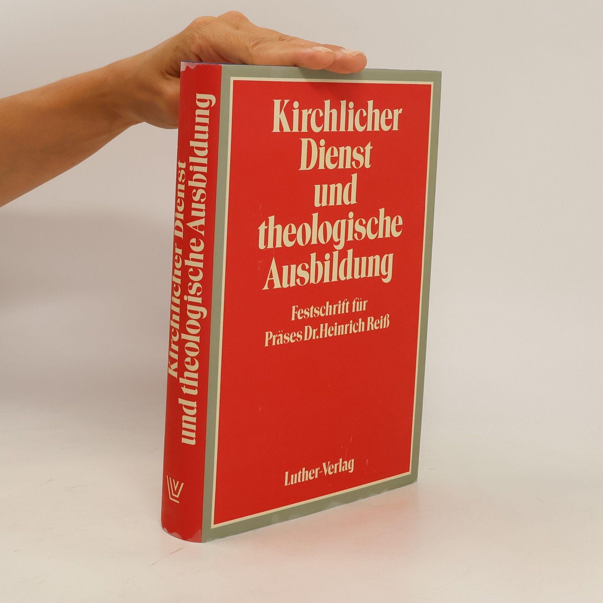 Heinrich Reiss Kirchlicher Dienst und theologische Ausbildung