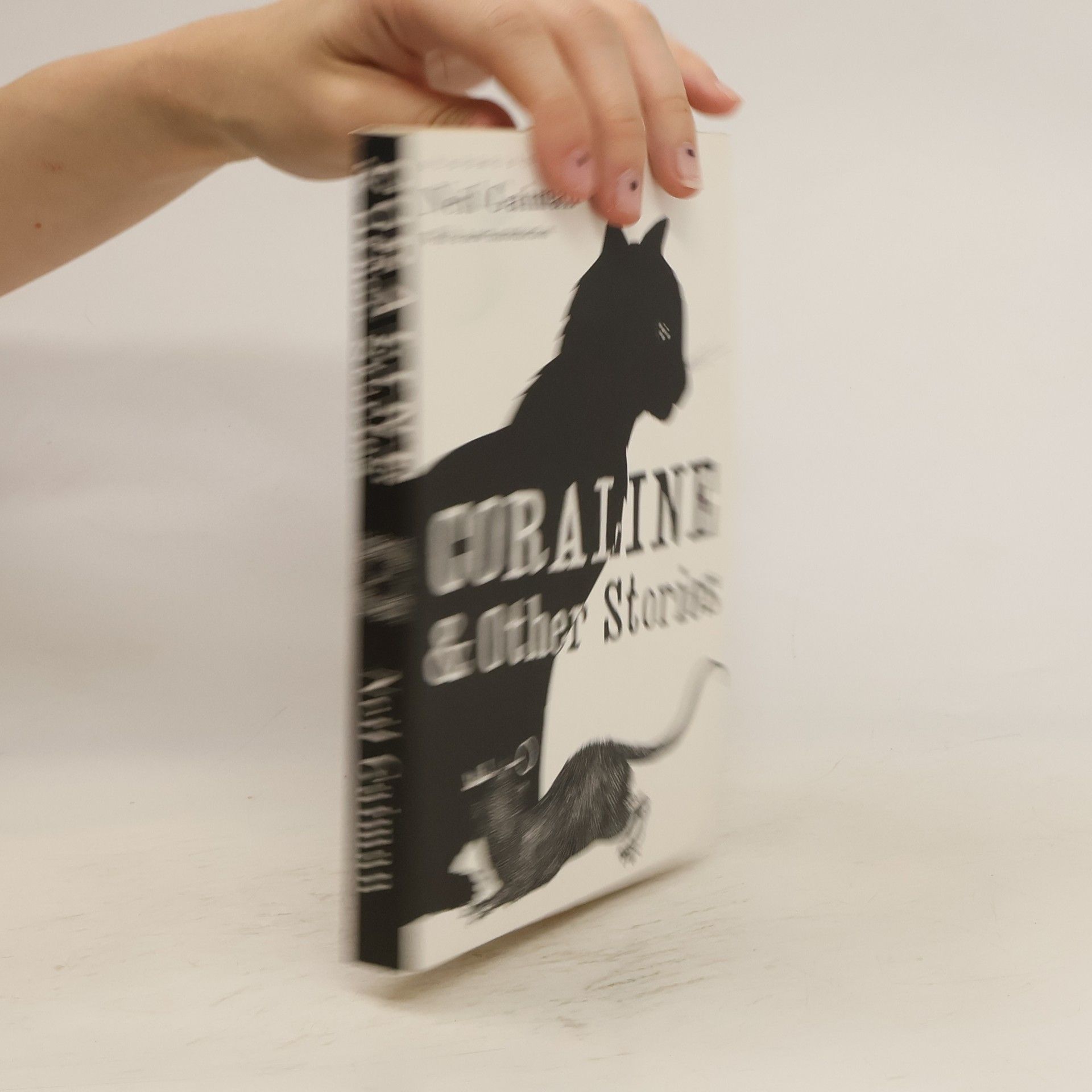 Neil Gaiman Coraline, English edition